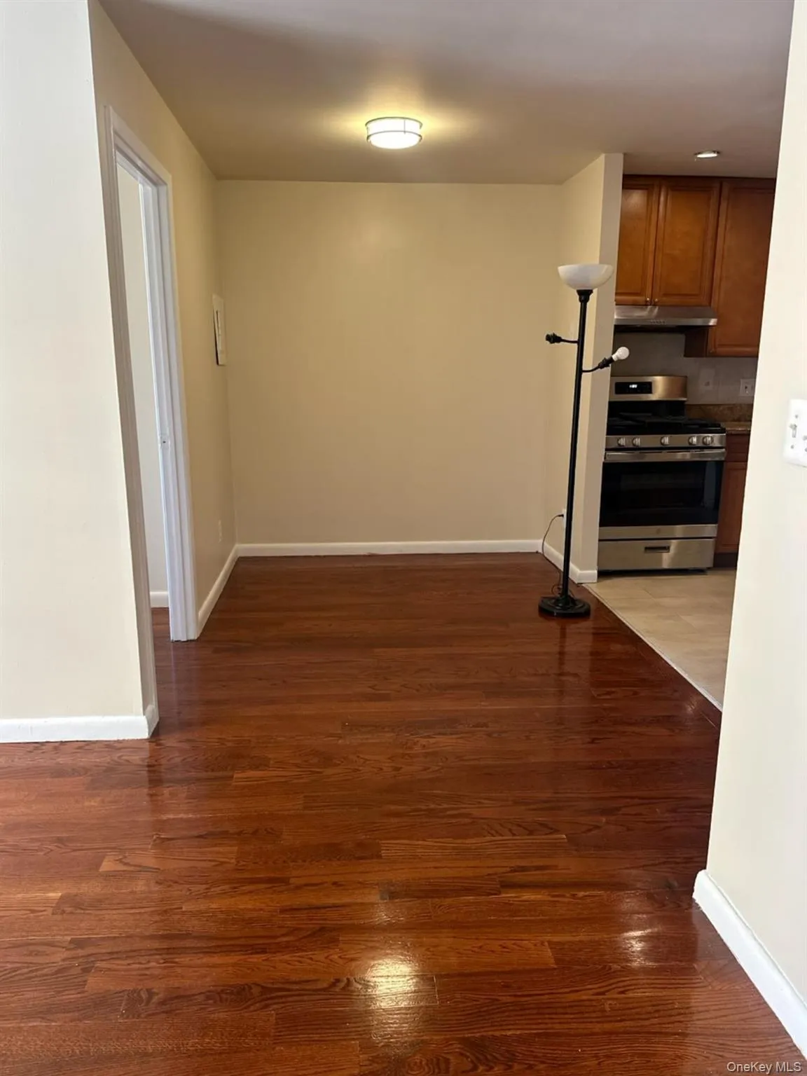 858 175th Street, New York, NY, 3 Bedrooms Bedrooms, 6 Rooms Rooms,1 BathroomBathrooms,Residential Lease,For Rent,175th,0,997975 858 175th Street, New York, NY, 3 Bedrooms Bedrooms, 6 Rooms Rooms,1 BathroomBathrooms,Residential Lease,For Rent,175th,0,997975