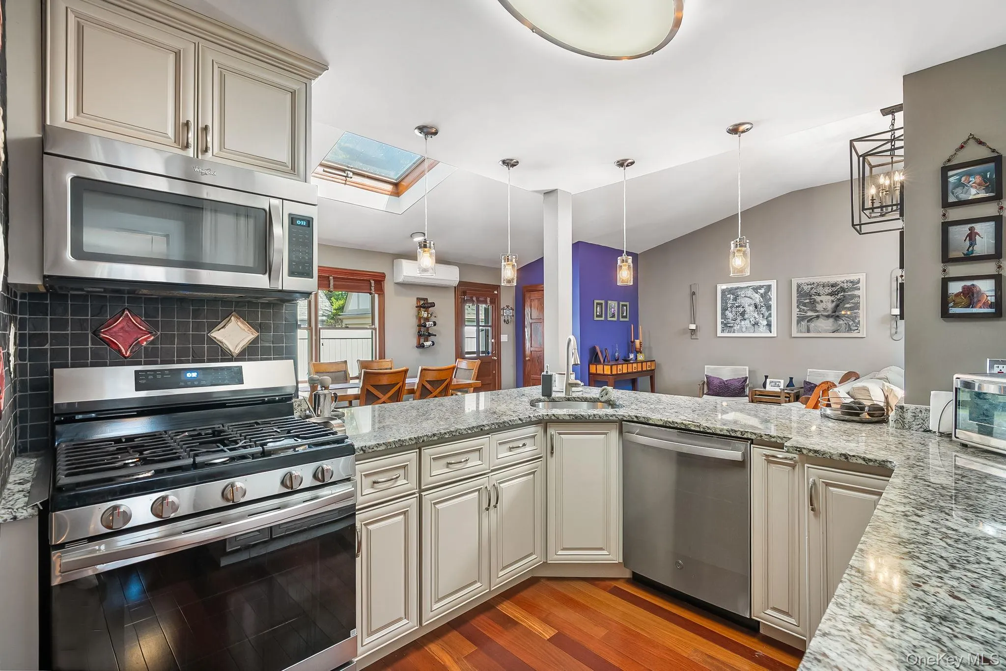 139 Stevens Avenue, Hempstead, NY, 3 Bedrooms Bedrooms, 7 Rooms Rooms,2 BathroomsBathrooms,Residential Sale,For Rent,Stevens,0,997978 139 Stevens Avenue, Hempstead, NY, 3 Bedrooms Bedrooms, 7 Rooms Rooms,2 BathroomsBathrooms,Residential Sale,For Rent,Stevens,0,997978