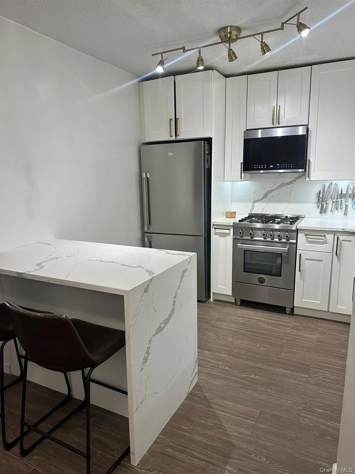 1 Bay Club Drive, New York, NY, 1 Bedroom Bedrooms, 4 Rooms Rooms,1 BathroomBathrooms,Residential,For Rent,Bay Club Drive,0,997993 1 Bay Club Drive, New York, NY, 1 Bedroom Bedrooms, 4 Rooms Rooms,1 BathroomBathrooms,Residential,For Rent,Bay Club Drive,0,997993