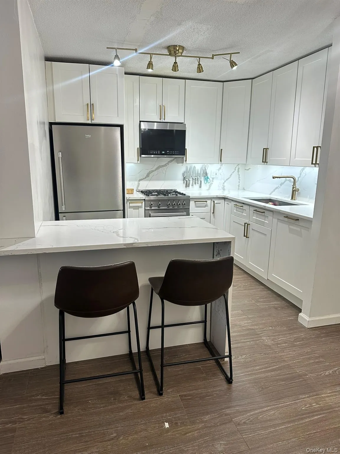 1 Bay Club Drive, New York, NY, 1 Bedroom Bedrooms, 4 Rooms Rooms,1 BathroomBathrooms,Residential,For Rent,Bay Club Drive,0,997993 1 Bay Club Drive, New York, NY, 1 Bedroom Bedrooms, 4 Rooms Rooms,1 BathroomBathrooms,Residential,For Rent,Bay Club Drive,0,997993