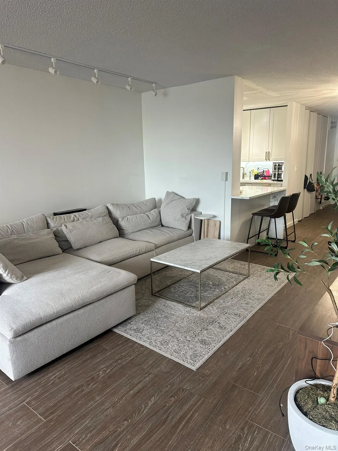1 Bay Club Drive, New York, NY, 1 Bedroom Bedrooms, 4 Rooms Rooms,1 BathroomBathrooms,Residential,For Rent,Bay Club Drive,0,997993 1 Bay Club Drive, New York, NY, 1 Bedroom Bedrooms, 4 Rooms Rooms,1 BathroomBathrooms,Residential,For Rent,Bay Club Drive,0,997993