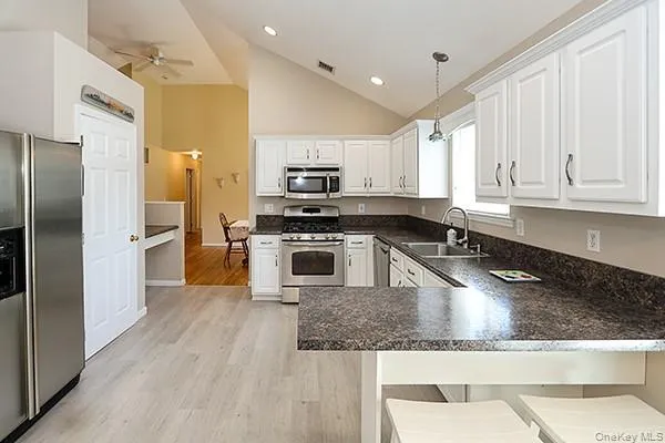 11 Winterberry Drive, Brookhaven, NY, 3 Bedrooms Bedrooms, 7 Rooms Rooms,2 BathroomsBathrooms,Residential,For Rent,Winterberry,0,997997 11 Winterberry Drive, Brookhaven, NY, 3 Bedrooms Bedrooms, 7 Rooms Rooms,2 BathroomsBathrooms,Residential,For Rent,Winterberry,0,997997