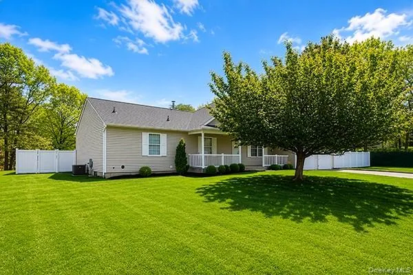 11 Winterberry Drive, Brookhaven, NY, 3 Bedrooms Bedrooms, 7 Rooms Rooms,2 BathroomsBathrooms,Residential,For Rent,Winterberry,0,997997 11 Winterberry Drive, Brookhaven, NY, 3 Bedrooms Bedrooms, 7 Rooms Rooms,2 BathroomsBathrooms,Residential,For Rent,Winterberry,0,997997
