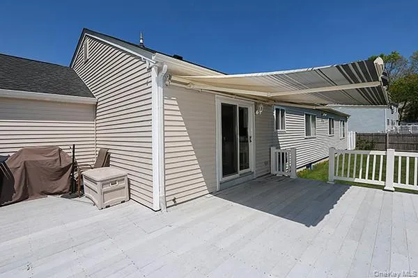 11 Winterberry Drive, Brookhaven, NY, 3 Bedrooms Bedrooms, 7 Rooms Rooms,2 BathroomsBathrooms,Residential,For Rent,Winterberry,0,997997 11 Winterberry Drive, Brookhaven, NY, 3 Bedrooms Bedrooms, 7 Rooms Rooms,2 BathroomsBathrooms,Residential,For Rent,Winterberry,0,997997
