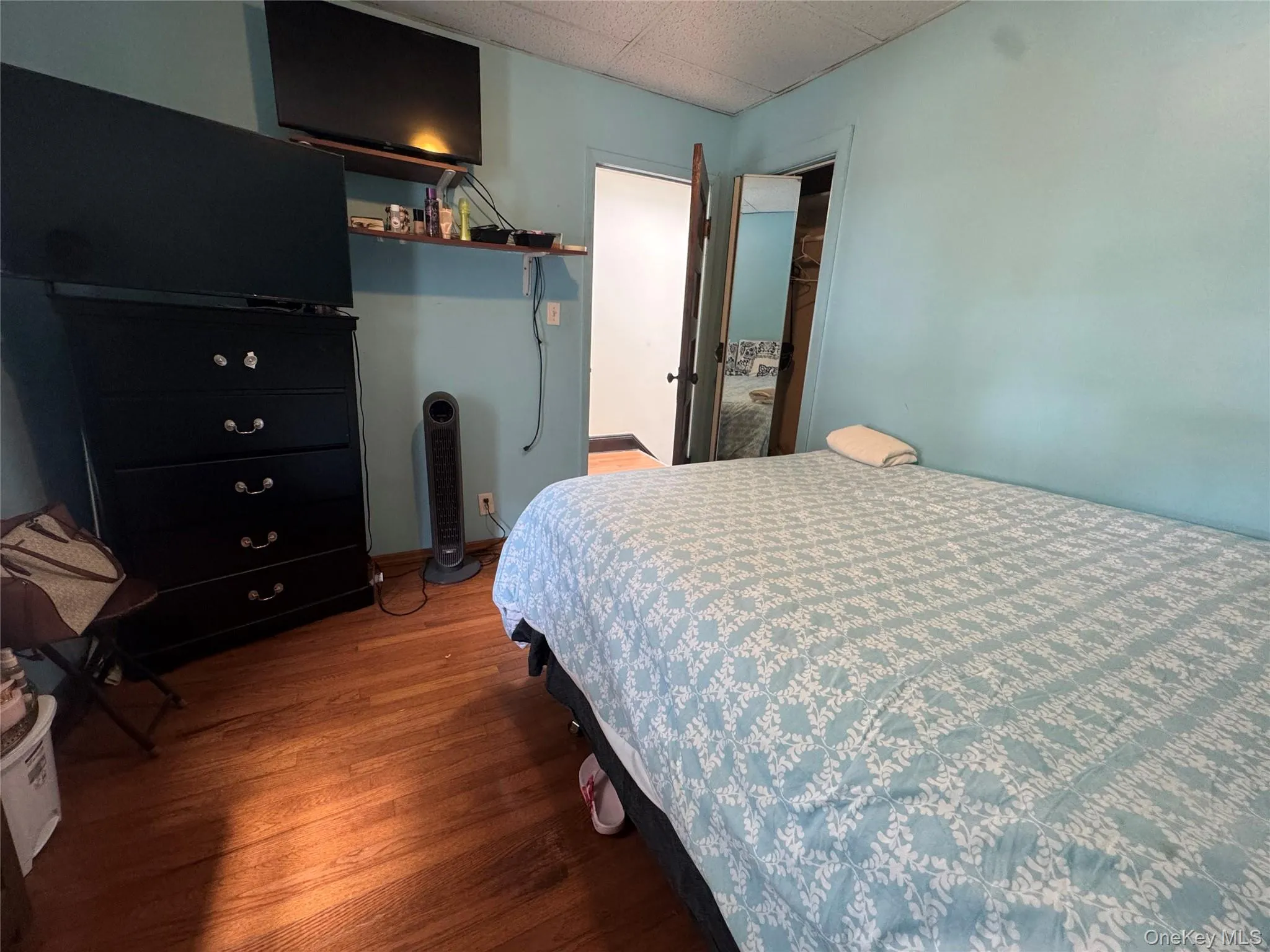 8058 88th Road, New York, NY, 3 Bedrooms Bedrooms, 6 Rooms Rooms,1 BathroomBathrooms,Residential,For Rent,88th,0,997998 8058 88th Road, New York, NY, 3 Bedrooms Bedrooms, 6 Rooms Rooms,1 BathroomBathrooms,Residential,For Rent,88th,0,997998