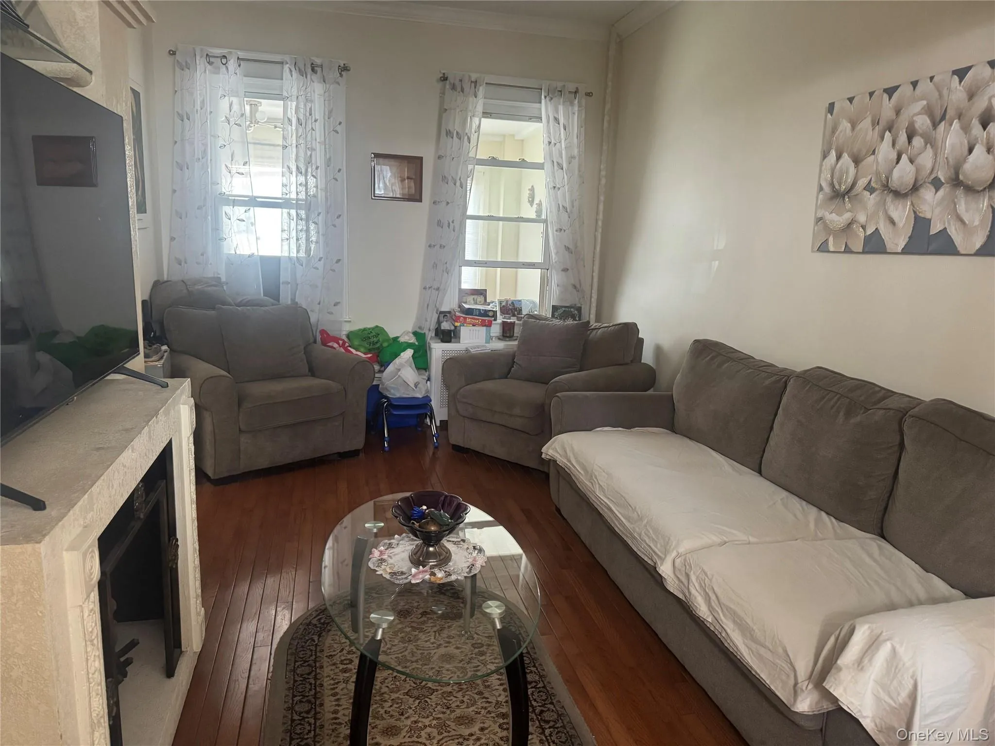 8058 88th Road, New York, NY, 3 Bedrooms Bedrooms, 6 Rooms Rooms,1 BathroomBathrooms,Residential,For Rent,88th,0,997998 8058 88th Road, New York, NY, 3 Bedrooms Bedrooms, 6 Rooms Rooms,1 BathroomBathrooms,Residential,For Rent,88th,0,997998