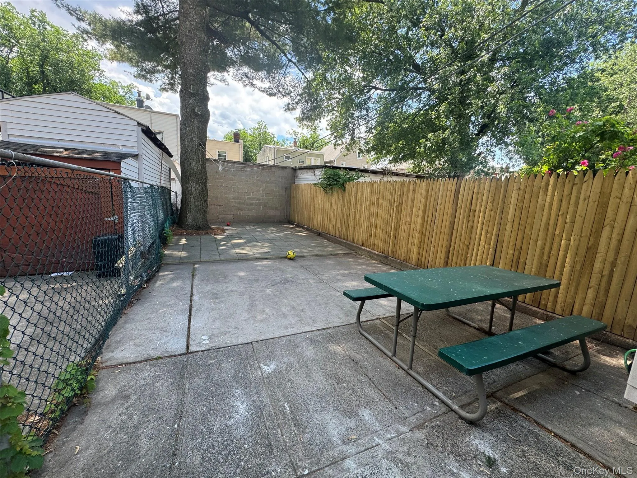 8058 88th Road, New York, NY, 3 Bedrooms Bedrooms, 6 Rooms Rooms,1 BathroomBathrooms,Residential,For Rent,88th,0,997998 8058 88th Road, New York, NY, 3 Bedrooms Bedrooms, 6 Rooms Rooms,1 BathroomBathrooms,Residential,For Rent,88th,0,997998