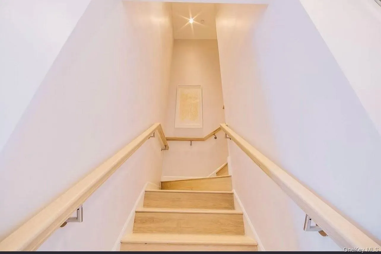 138-35 39th Avenue, New York, NY, 3 Bedrooms Bedrooms, 6 Rooms Rooms,3 BathroomsBathrooms,Residential,For Rent,39th,0,998008 138-35 39th Avenue, New York, NY, 3 Bedrooms Bedrooms, 6 Rooms Rooms,3 BathroomsBathrooms,Residential,For Rent,39th,0,998008