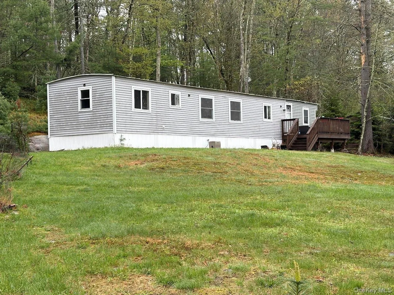 39 Hartung Road, Highland, NY, 3 Bedrooms Bedrooms, 6 Rooms Rooms,1 BathroomBathrooms,Residential,For Rent,Hartung,0,998011 39 Hartung Road, Highland, NY, 3 Bedrooms Bedrooms, 6 Rooms Rooms,1 BathroomBathrooms,Residential,For Rent,Hartung,0,998011