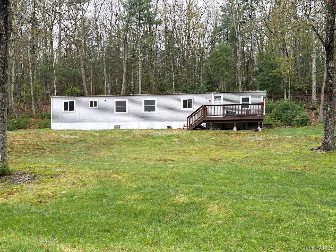 39 Hartung Road, Highland, NY, 3 Bedrooms Bedrooms, 6 Rooms Rooms,1 BathroomBathrooms,Residential,For Rent,Hartung,0,998011 39 Hartung Road, Highland, NY, 3 Bedrooms Bedrooms, 6 Rooms Rooms,1 BathroomBathrooms,Residential,For Rent,Hartung,0,998011