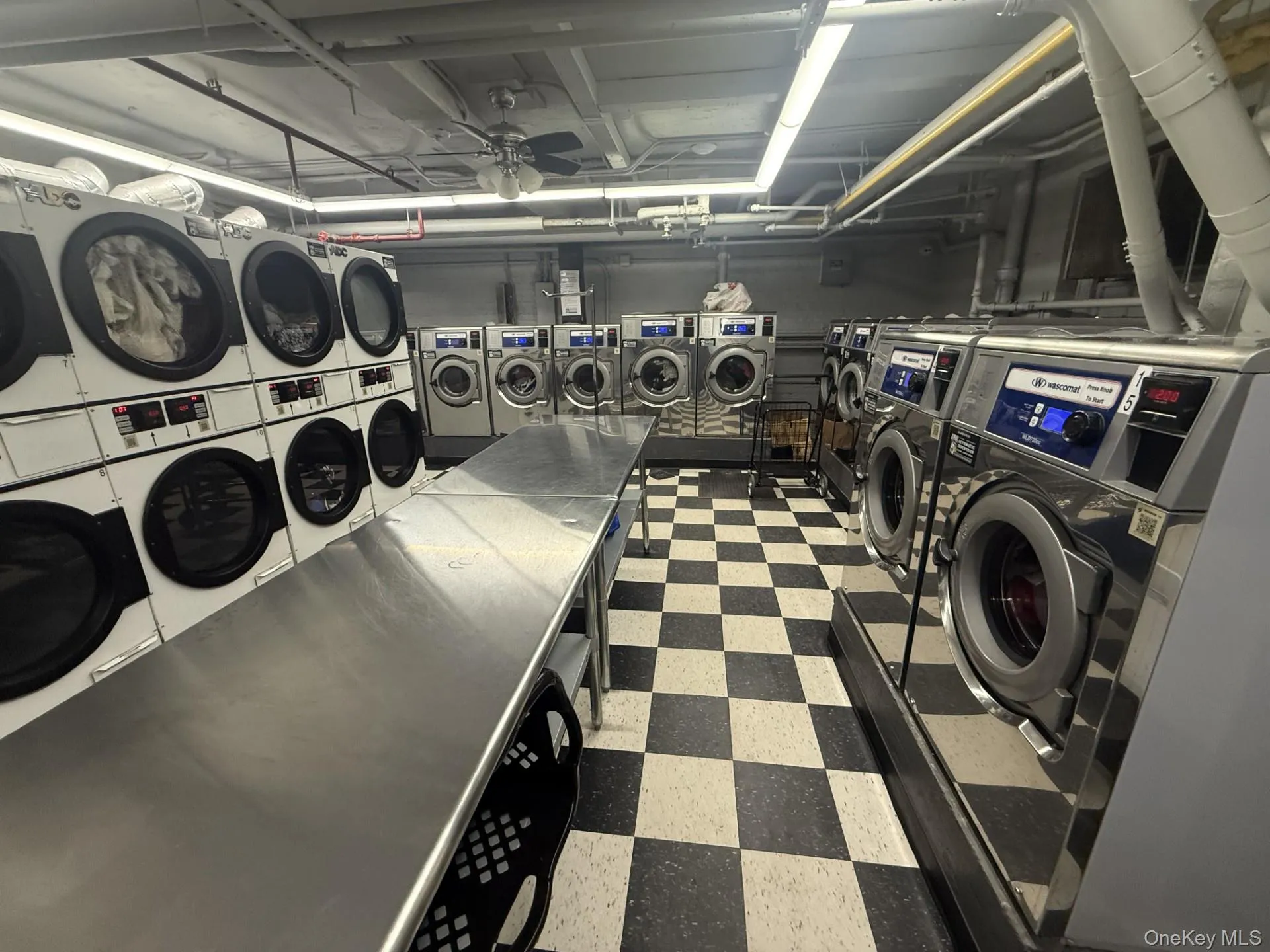 48-55 43rd Street, New York, NY, 1 Bedroom Bedrooms, 4 Rooms Rooms,1 BathroomBathrooms,Residential Lease,For Rent,43rd,0,998013 48-55 43rd Street, New York, NY, 1 Bedroom Bedrooms, 4 Rooms Rooms,1 BathroomBathrooms,Residential Lease,For Rent,43rd,0,998013