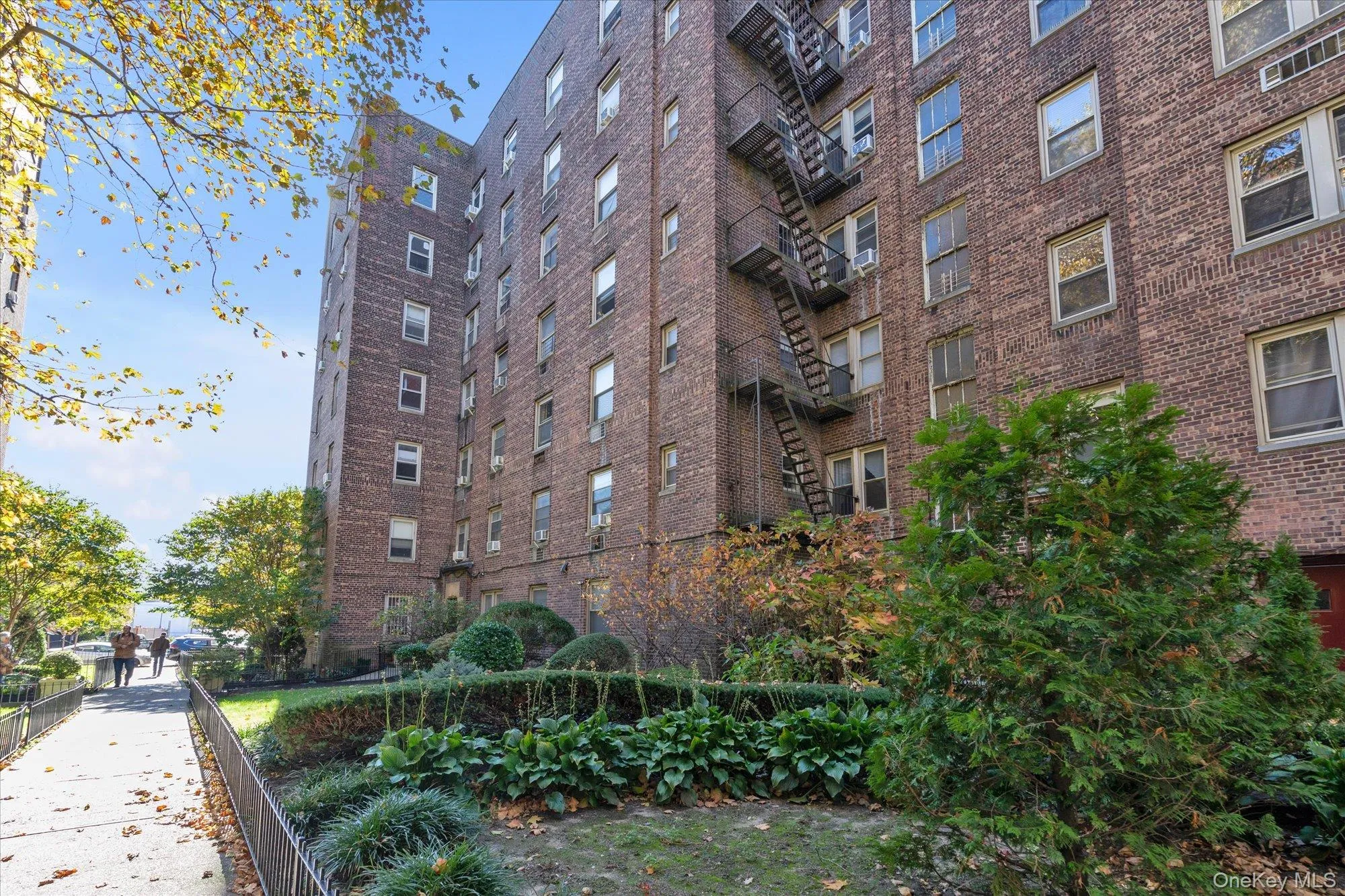 48-55 43rd Street, New York, NY, 1 Bedroom Bedrooms, 4 Rooms Rooms,1 BathroomBathrooms,Residential Lease,For Rent,43rd,0,998013 48-55 43rd Street, New York, NY, 1 Bedroom Bedrooms, 4 Rooms Rooms,1 BathroomBathrooms,Residential Lease,For Rent,43rd,0,998013