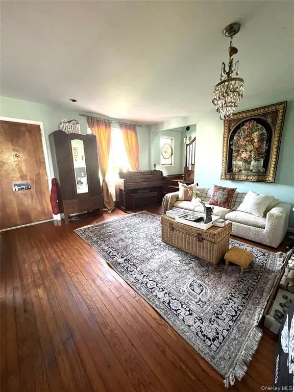 129 Flamingo Street, Hempstead, NY, 2 Bedrooms Bedrooms, 5 Rooms Rooms,2 BathroomsBathrooms,Residential Lease,For Rent,Flamingo,0,998027 129 Flamingo Street, Hempstead, NY, 2 Bedrooms Bedrooms, 5 Rooms Rooms,2 BathroomsBathrooms,Residential Lease,For Rent,Flamingo,0,998027
