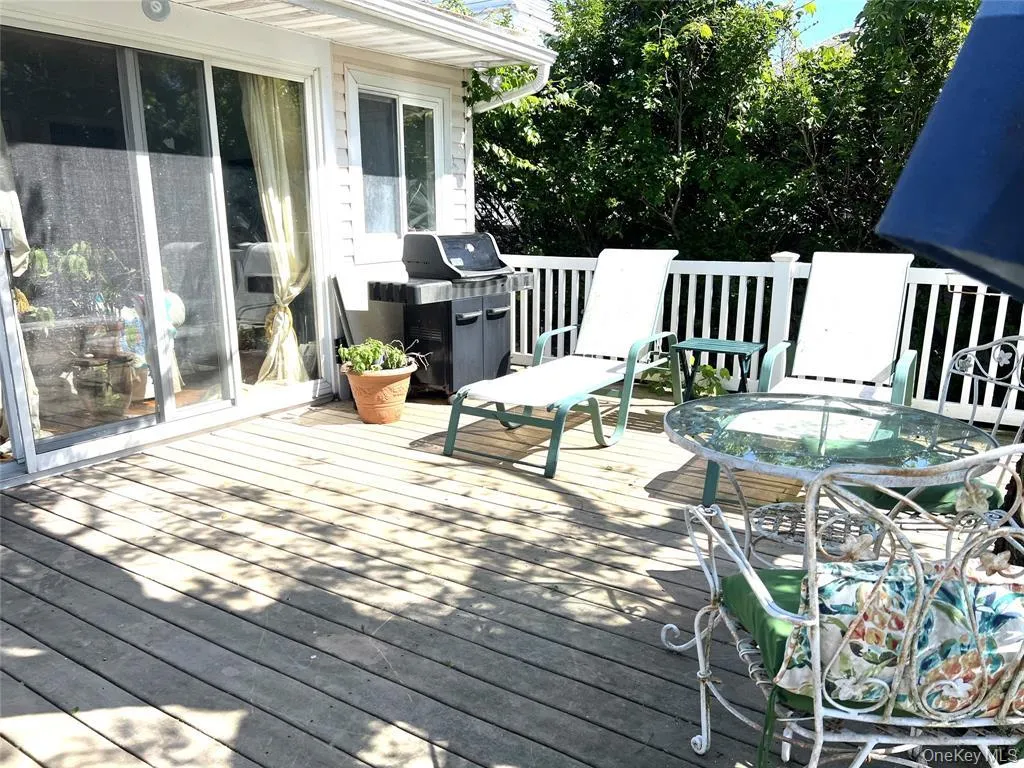 129 Flamingo Street, Hempstead, NY, 2 Bedrooms Bedrooms, 5 Rooms Rooms,2 BathroomsBathrooms,Residential Lease,For Rent,Flamingo,0,998027 129 Flamingo Street, Hempstead, NY, 2 Bedrooms Bedrooms, 5 Rooms Rooms,2 BathroomsBathrooms,Residential Lease,For Rent,Flamingo,0,998027