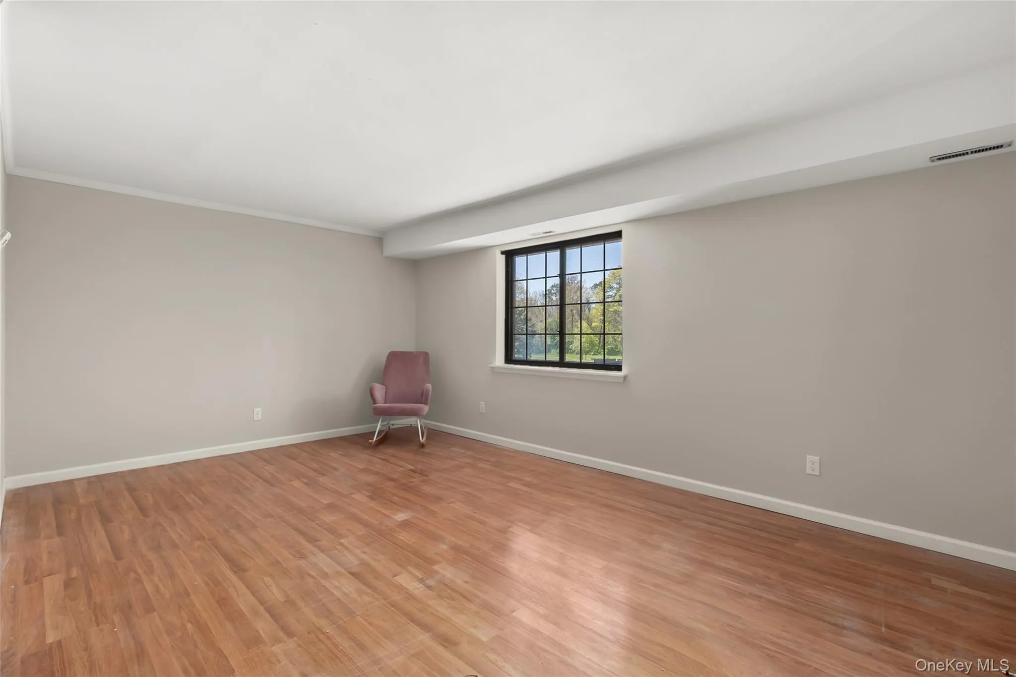 5 Pinebrook Place, Islip, NY, 1 Bedroom Bedrooms, 4 Rooms Rooms,1 BathroomBathrooms,Residential Sale,For Rent,Pinebrook,0,998031 5 Pinebrook Place, Islip, NY, 1 Bedroom Bedrooms, 4 Rooms Rooms,1 BathroomBathrooms,Residential Sale,For Rent,Pinebrook,0,998031