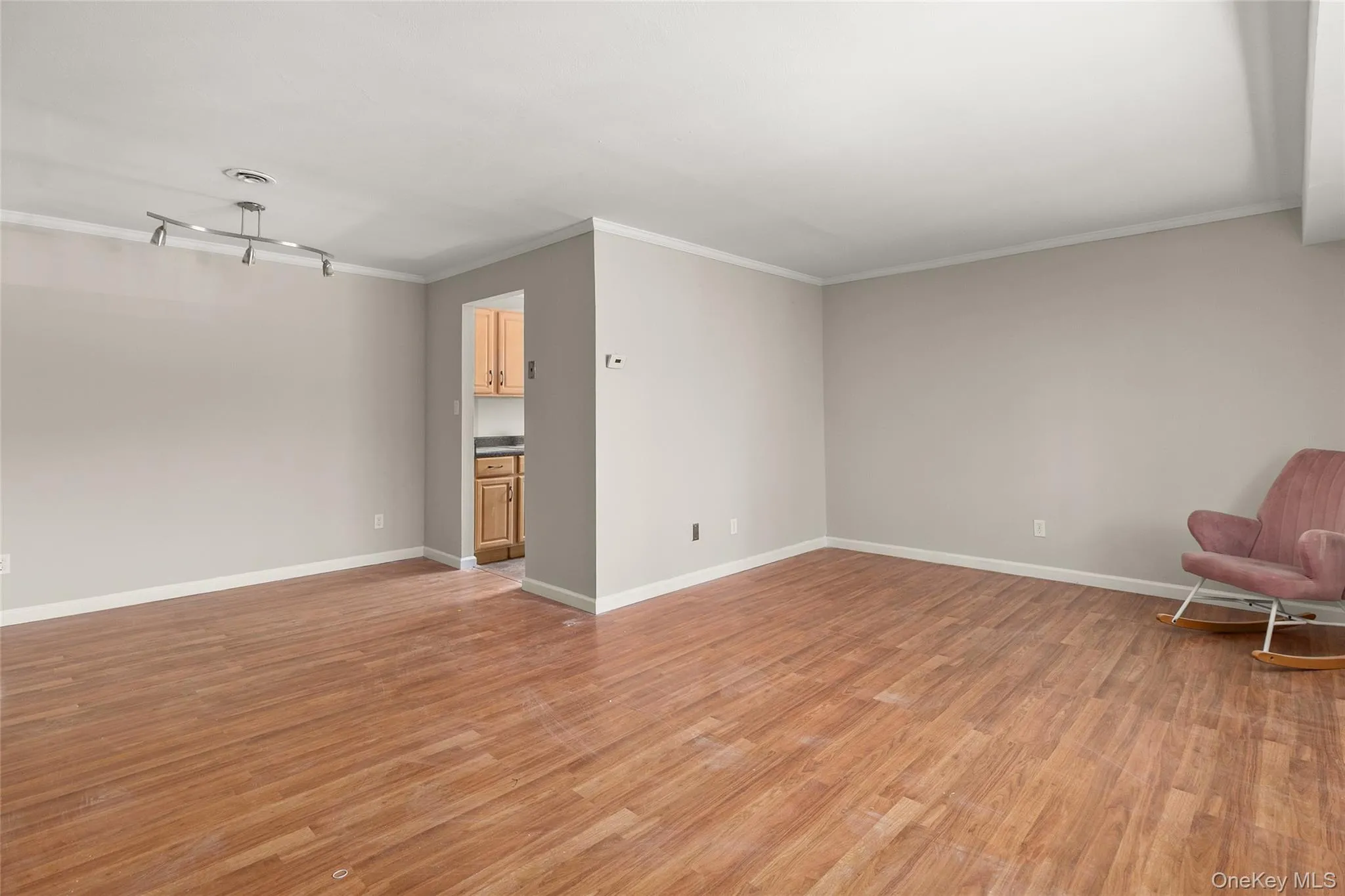 5 Pinebrook Place, Islip, NY, 1 Bedroom Bedrooms, 4 Rooms Rooms,1 BathroomBathrooms,Residential Sale,For Rent,Pinebrook,0,998031 5 Pinebrook Place, Islip, NY, 1 Bedroom Bedrooms, 4 Rooms Rooms,1 BathroomBathrooms,Residential Sale,For Rent,Pinebrook,0,998031