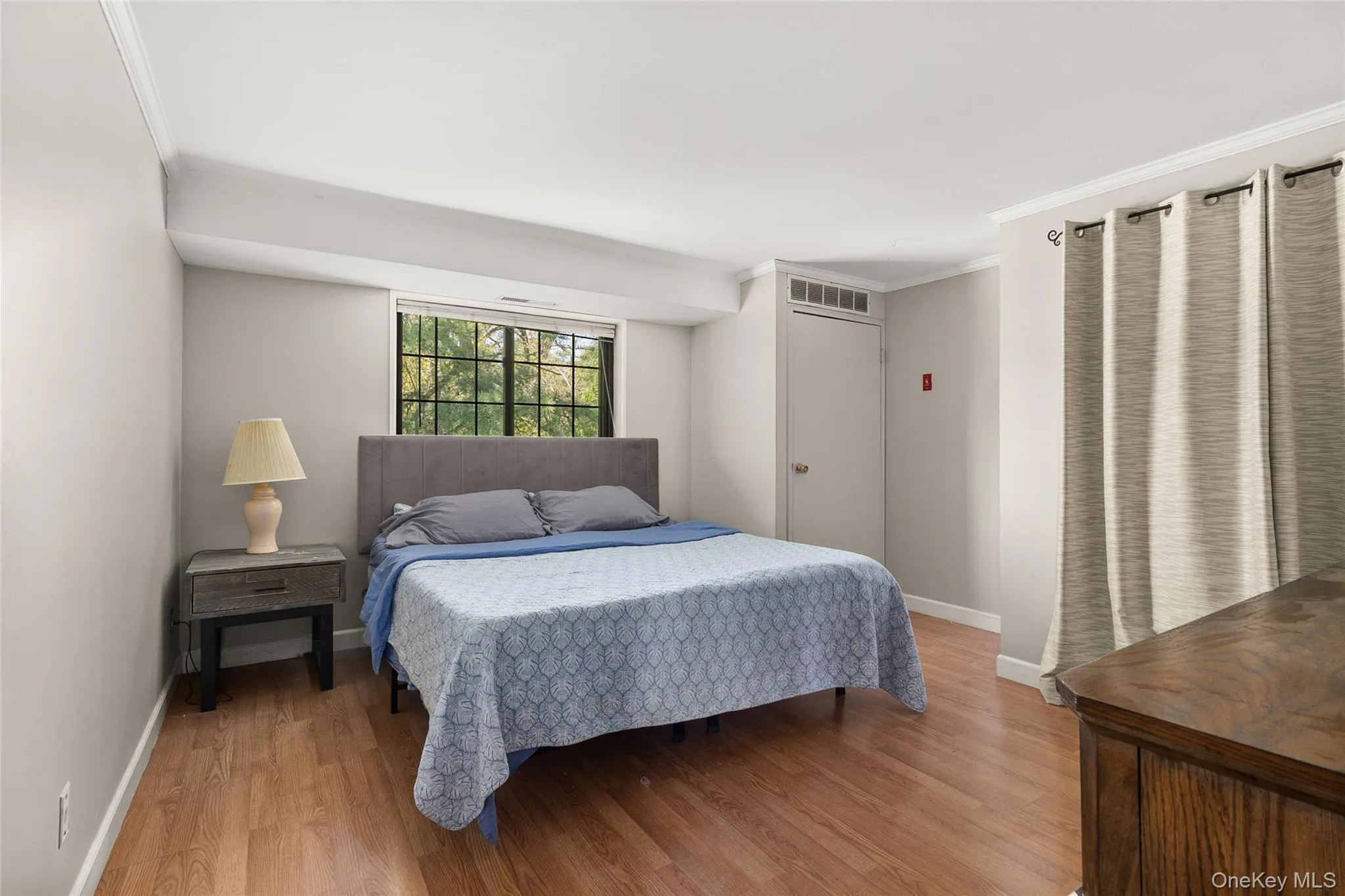 5 Pinebrook Place, Islip, NY, 1 Bedroom Bedrooms, 4 Rooms Rooms,1 BathroomBathrooms,Residential Sale,For Rent,Pinebrook,0,998031 5 Pinebrook Place, Islip, NY, 1 Bedroom Bedrooms, 4 Rooms Rooms,1 BathroomBathrooms,Residential Sale,For Rent,Pinebrook,0,998031