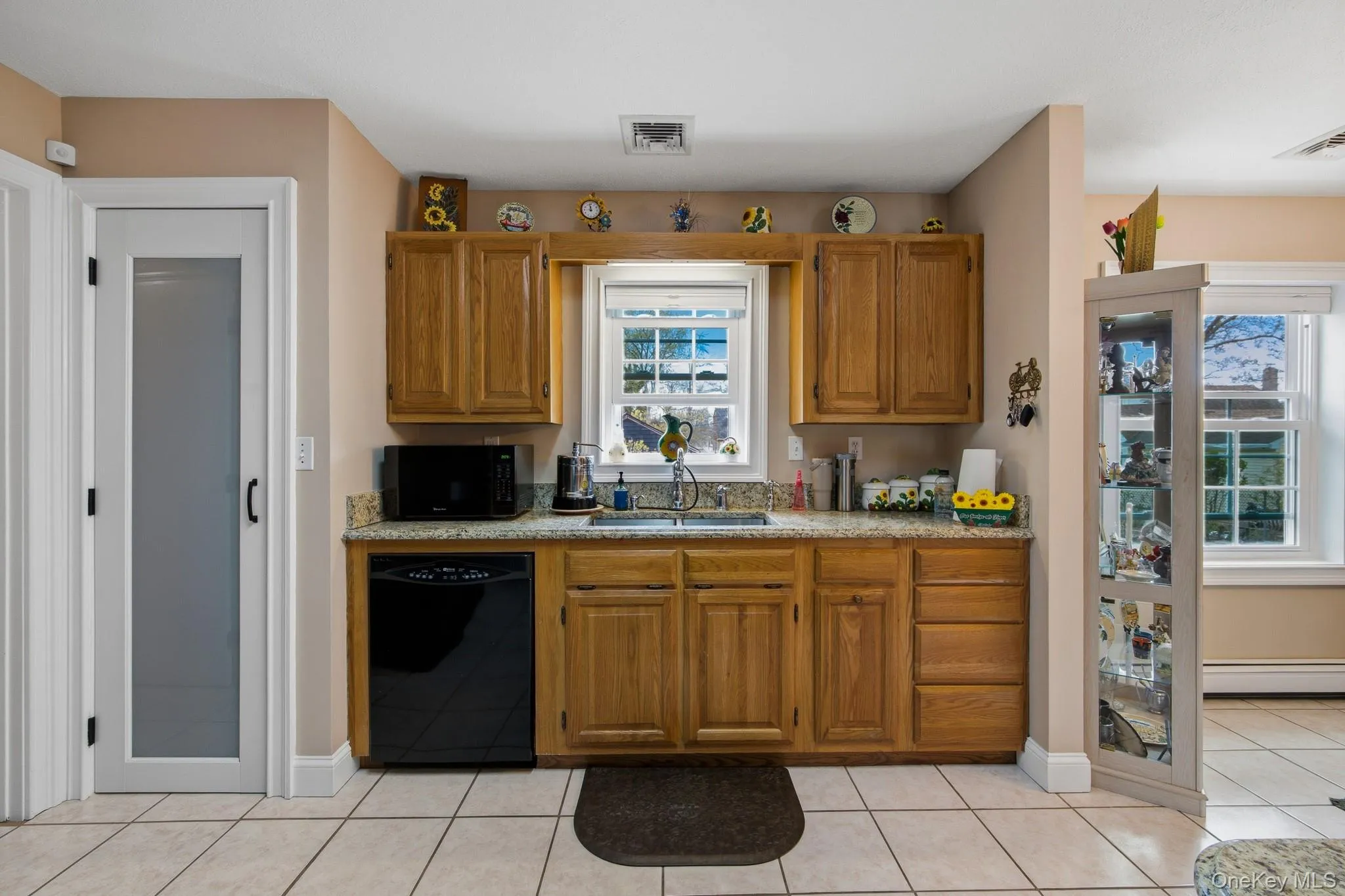46 Lafayette Drive, Brookhaven, NY, 3 Bedrooms Bedrooms, 7 Rooms Rooms,2 BathroomsBathrooms,Residential,For Rent,Lafayette,0,998034 46 Lafayette Drive, Brookhaven, NY, 3 Bedrooms Bedrooms, 7 Rooms Rooms,2 BathroomsBathrooms,Residential,For Rent,Lafayette,0,998034