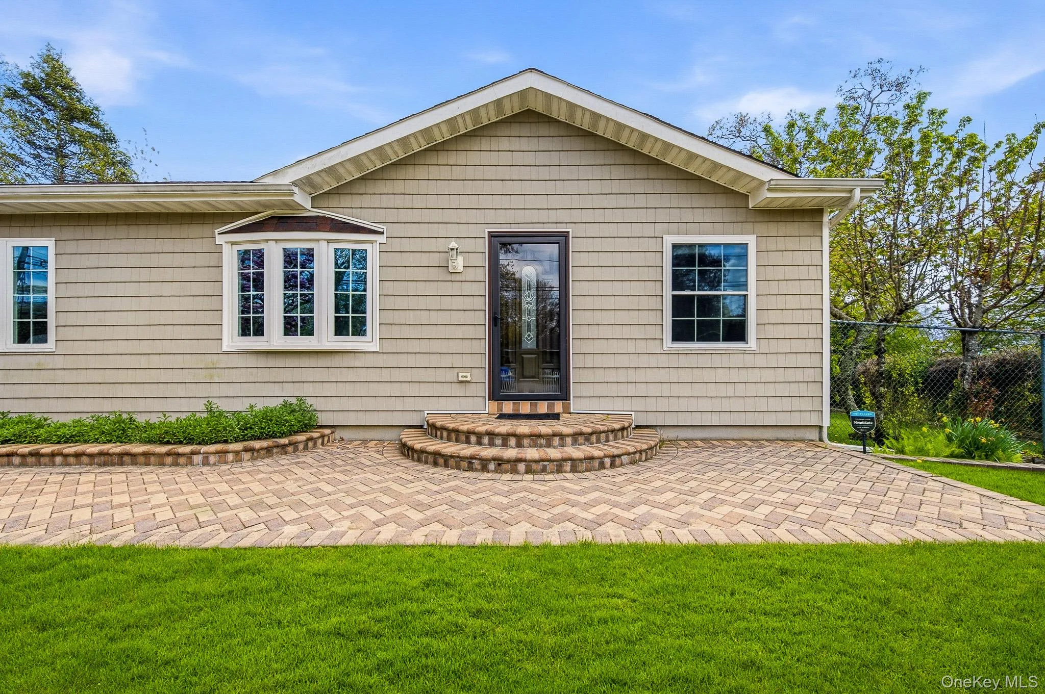 46 Lafayette Drive, Brookhaven, NY, 3 Bedrooms Bedrooms, 7 Rooms Rooms,2 BathroomsBathrooms,Residential,For Rent,Lafayette,0,998034 46 Lafayette Drive, Brookhaven, NY, 3 Bedrooms Bedrooms, 7 Rooms Rooms,2 BathroomsBathrooms,Residential,For Rent,Lafayette,0,998034