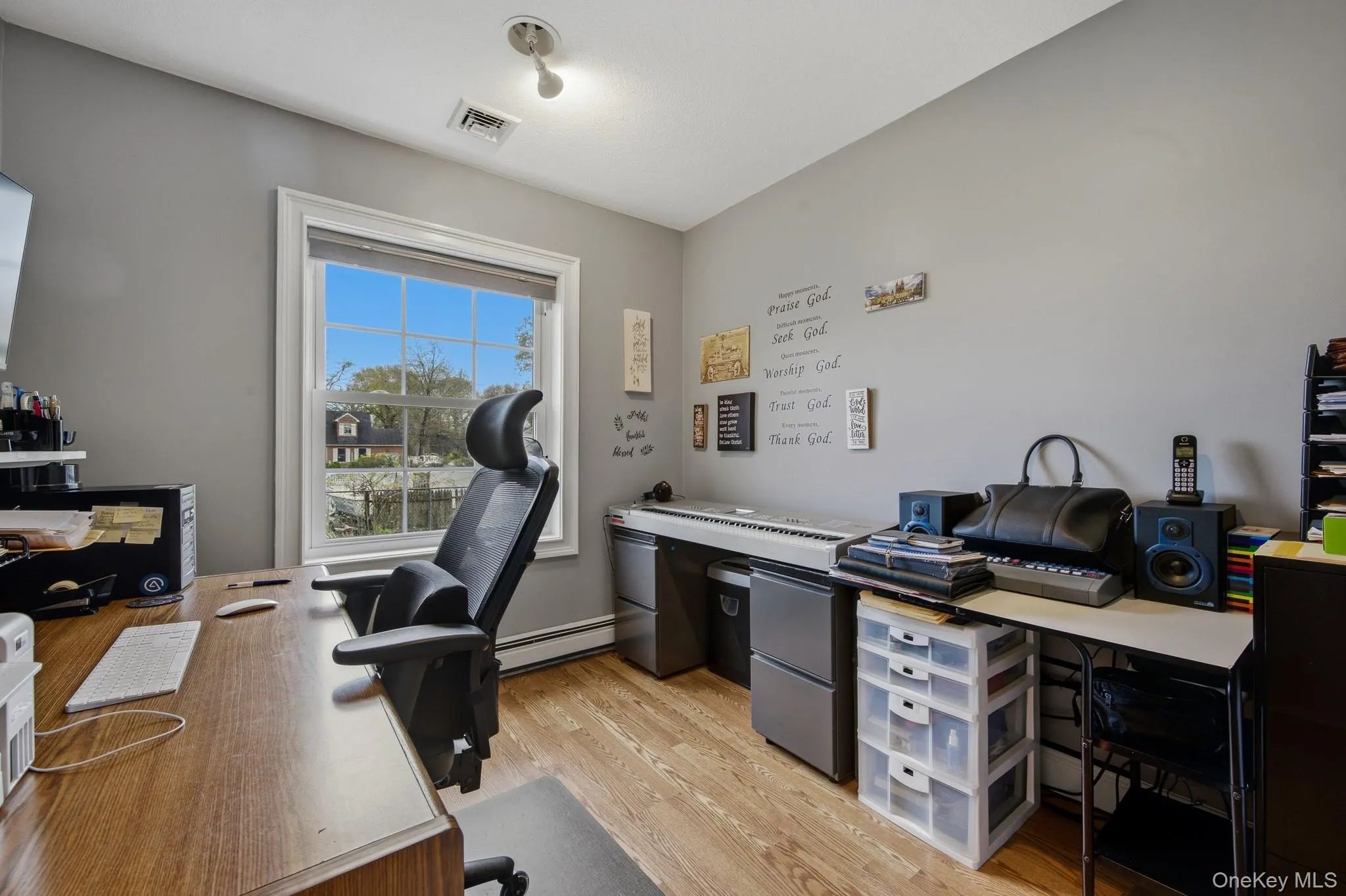 46 Lafayette Drive, Brookhaven, NY, 3 Bedrooms Bedrooms, 7 Rooms Rooms,2 BathroomsBathrooms,Residential,For Rent,Lafayette,0,998034 46 Lafayette Drive, Brookhaven, NY, 3 Bedrooms Bedrooms, 7 Rooms Rooms,2 BathroomsBathrooms,Residential,For Rent,Lafayette,0,998034