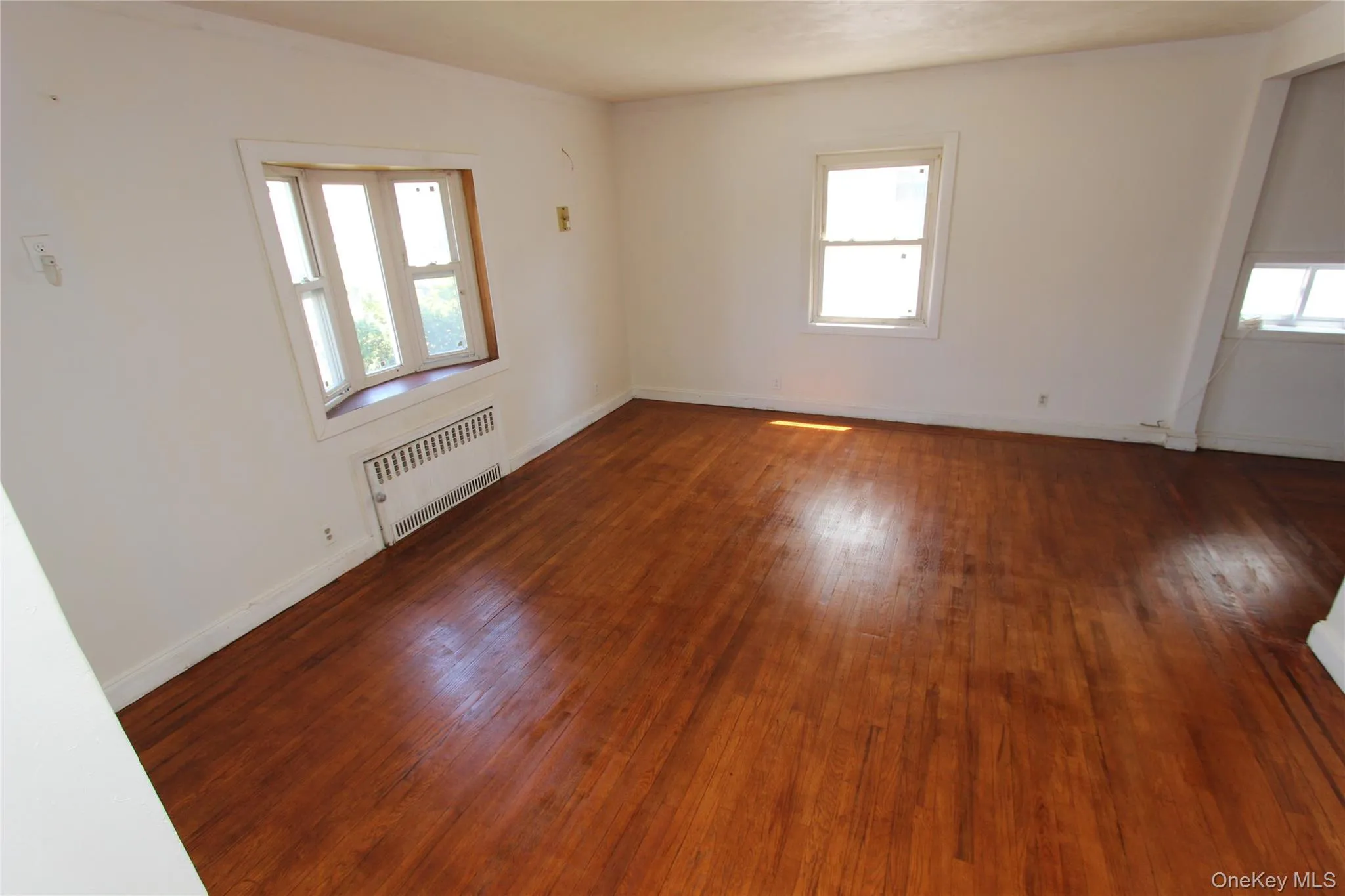7510 173rd Street, New York, NY, 4 Bedrooms Bedrooms, ,3 BathroomsBathrooms,Residential,For Rent,173rd,0,998038 7510 173rd Street, New York, NY, 4 Bedrooms Bedrooms, ,3 BathroomsBathrooms,Residential,For Rent,173rd,0,998038