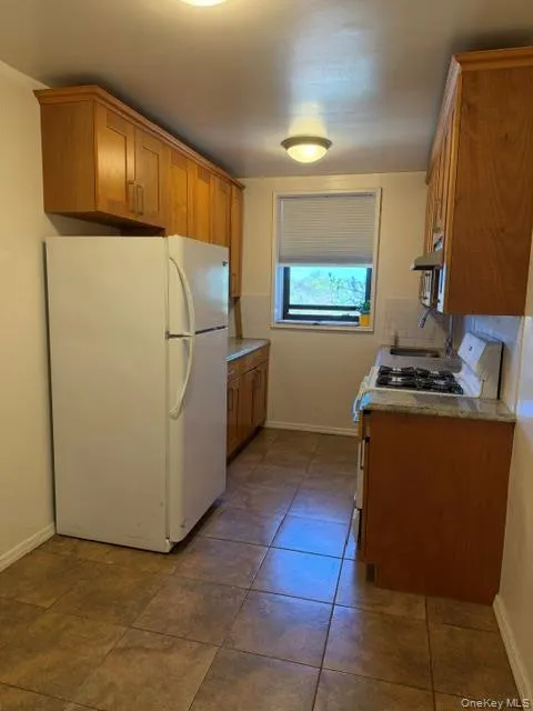 144-63 35th Avenue, New York, NY, 1 Bedroom Bedrooms, 3 Rooms Rooms,1 BathroomBathrooms,Residential Sale,For Rent,35th,0,998040 144-63 35th Avenue, New York, NY, 1 Bedroom Bedrooms, 3 Rooms Rooms,1 BathroomBathrooms,Residential Sale,For Rent,35th,0,998040