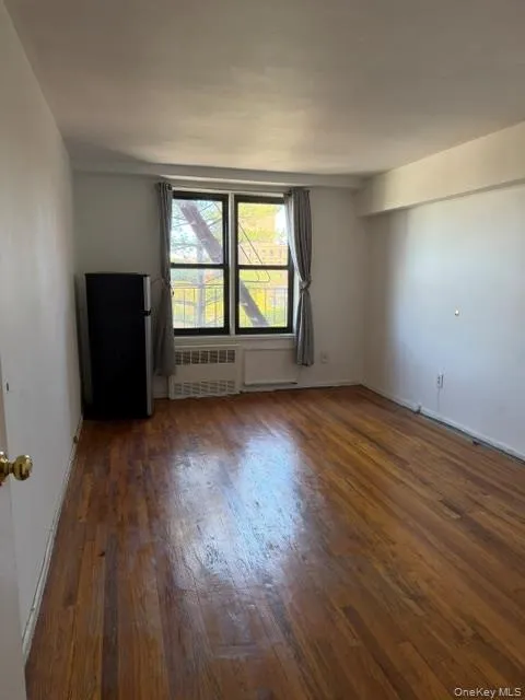 144-63 35th Avenue, New York, NY, 1 Bedroom Bedrooms, 3 Rooms Rooms,1 BathroomBathrooms,Residential Sale,For Rent,35th,0,998040 144-63 35th Avenue, New York, NY, 1 Bedroom Bedrooms, 3 Rooms Rooms,1 BathroomBathrooms,Residential Sale,For Rent,35th,0,998040