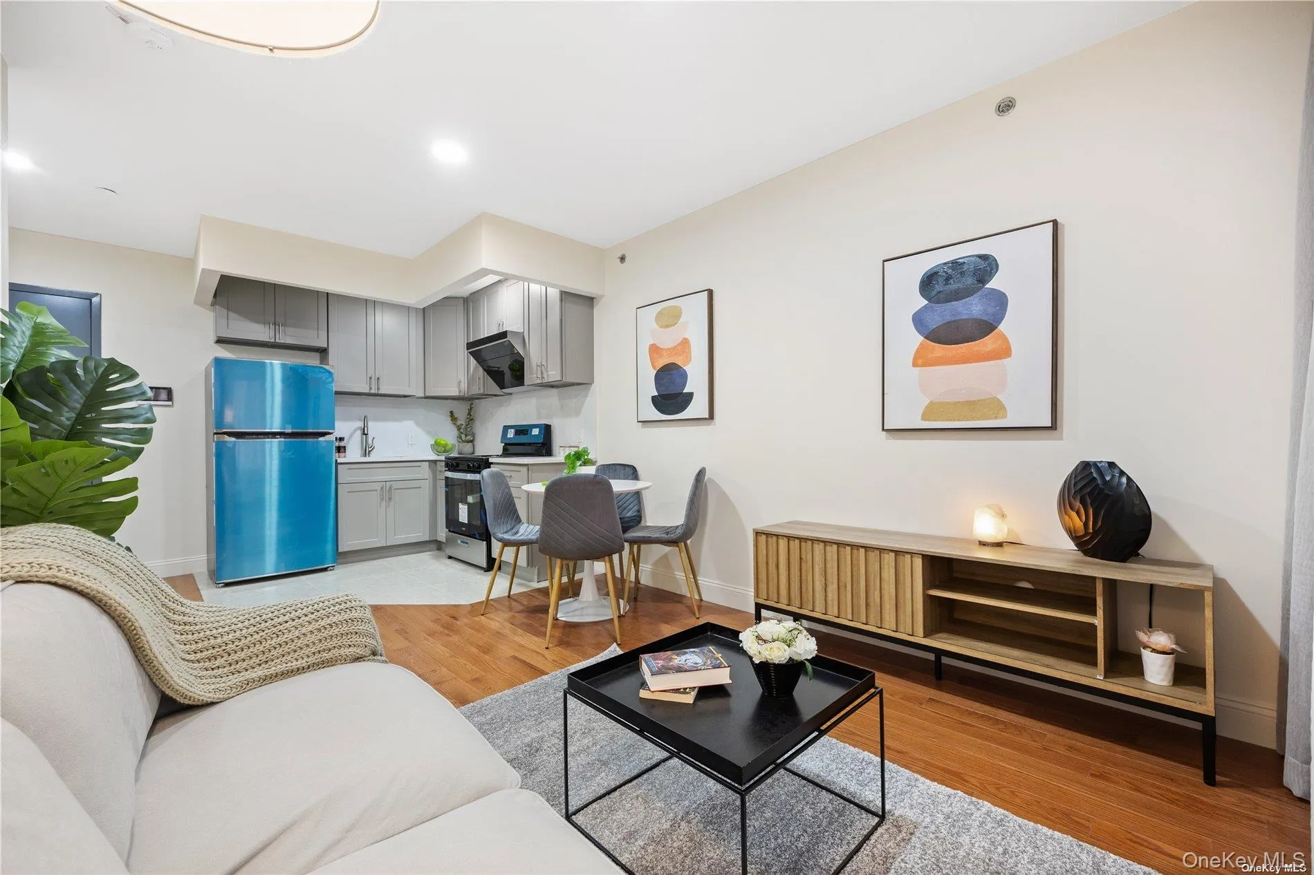141-15 Cherry Avenue, New York, NY, 1 Bedroom Bedrooms, 3 Rooms Rooms,1 BathroomBathrooms,Residential,For Rent,Cherry,0,KEY998050 141-15 Cherry Avenue, New York, NY, 1 Bedroom Bedrooms, 3 Rooms Rooms,1 BathroomBathrooms,Residential,For Rent,Cherry,0,KEY998050