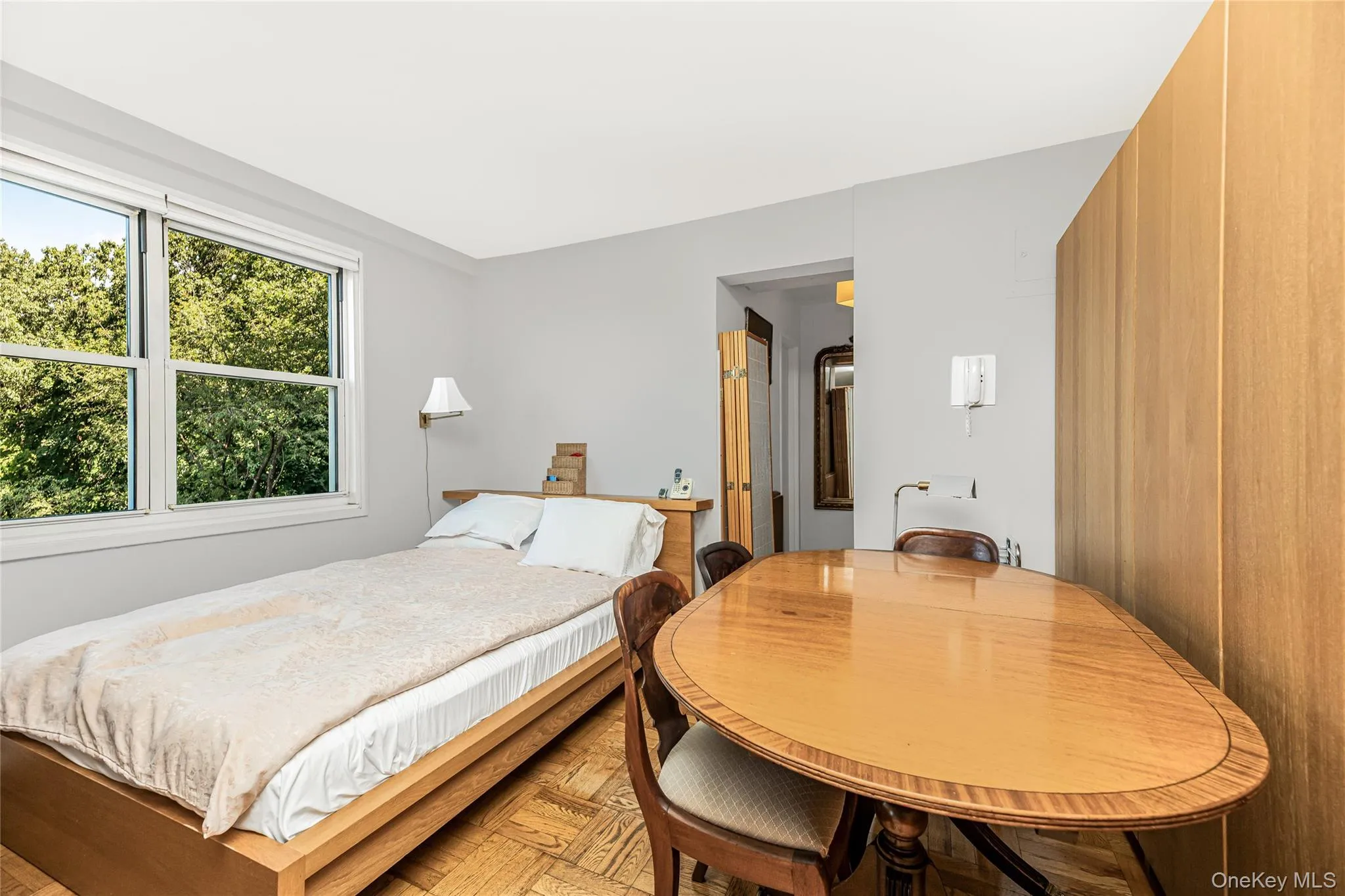 3935 Blackstone Avenue, New York, NY, 1 Room Rooms,1 BathroomBathrooms,Residential Sale,For Rent,Blackstone,0,998051 3935 Blackstone Avenue, New York, NY, 1 Room Rooms,1 BathroomBathrooms,Residential Sale,For Rent,Blackstone,0,998051
