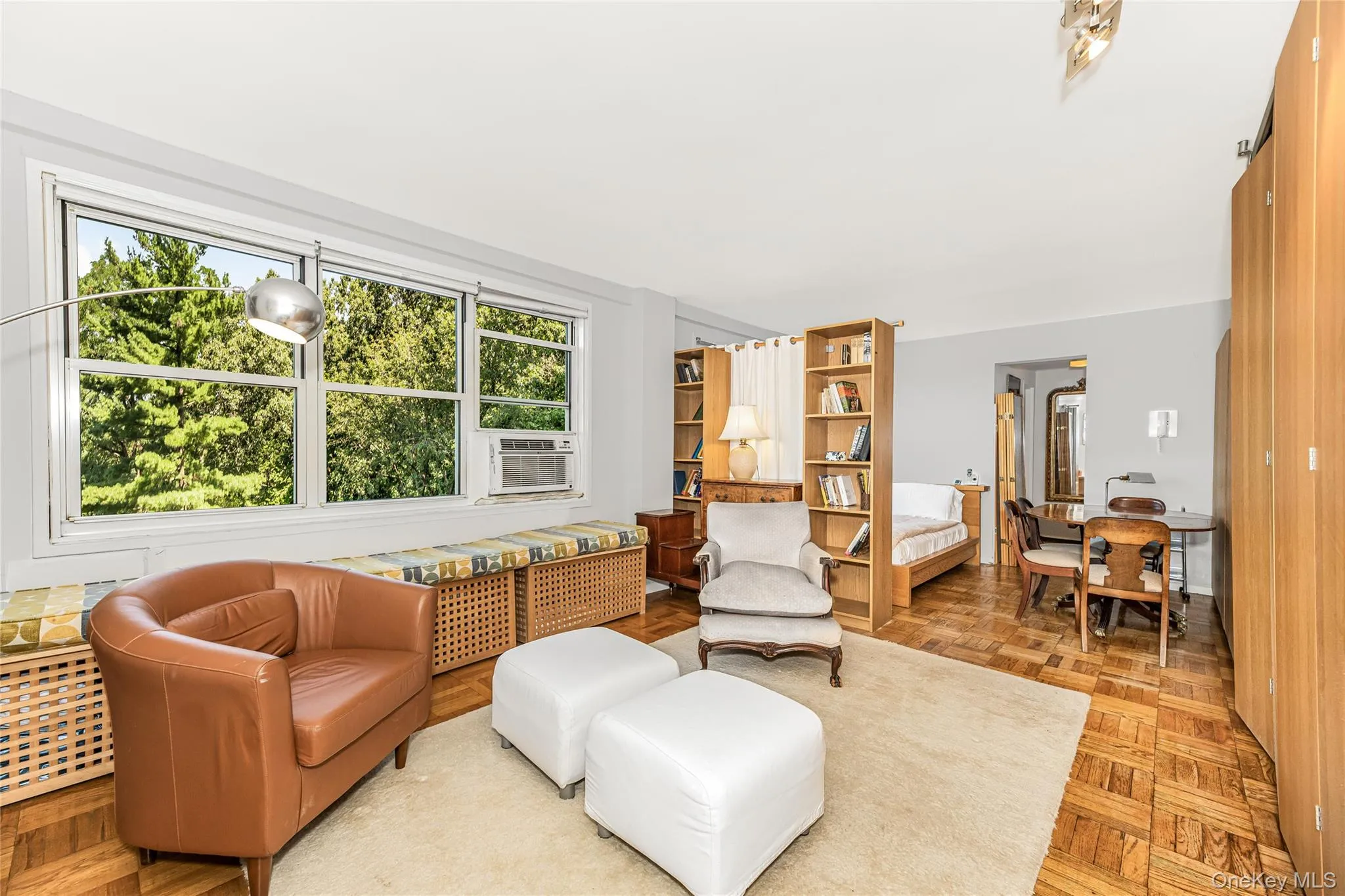3935 Blackstone Avenue, New York, NY, 1 Room Rooms,1 BathroomBathrooms,Residential Sale,For Rent,Blackstone,0,998051 3935 Blackstone Avenue, New York, NY, 1 Room Rooms,1 BathroomBathrooms,Residential Sale,For Rent,Blackstone,0,998051
