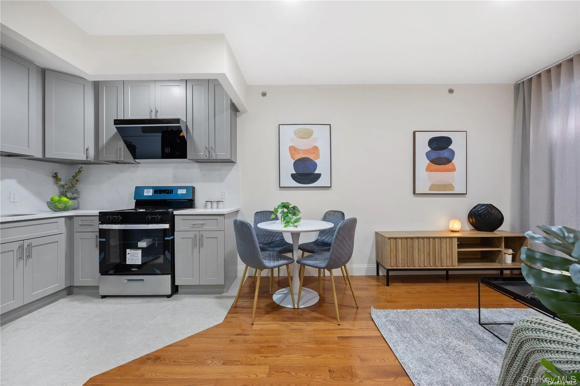 141-15 Cherry Avenue, New York, NY, 2 Bedrooms Bedrooms, 5 Rooms Rooms,2 BathroomsBathrooms,Residential,For Rent,Cherry,0,998053 141-15 Cherry Avenue, New York, NY, 2 Bedrooms Bedrooms, 5 Rooms Rooms,2 BathroomsBathrooms,Residential,For Rent,Cherry,0,998053