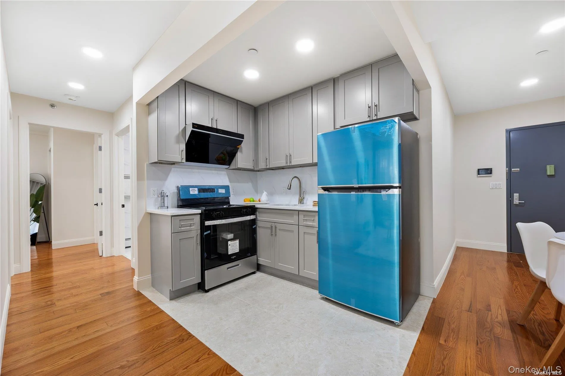 141-15 Cherry Avenue, New York, NY, 2 Bedrooms Bedrooms, 5 Rooms Rooms,2 BathroomsBathrooms,Residential,For Rent,Cherry,0,998053 141-15 Cherry Avenue, New York, NY, 2 Bedrooms Bedrooms, 5 Rooms Rooms,2 BathroomsBathrooms,Residential,For Rent,Cherry,0,998053