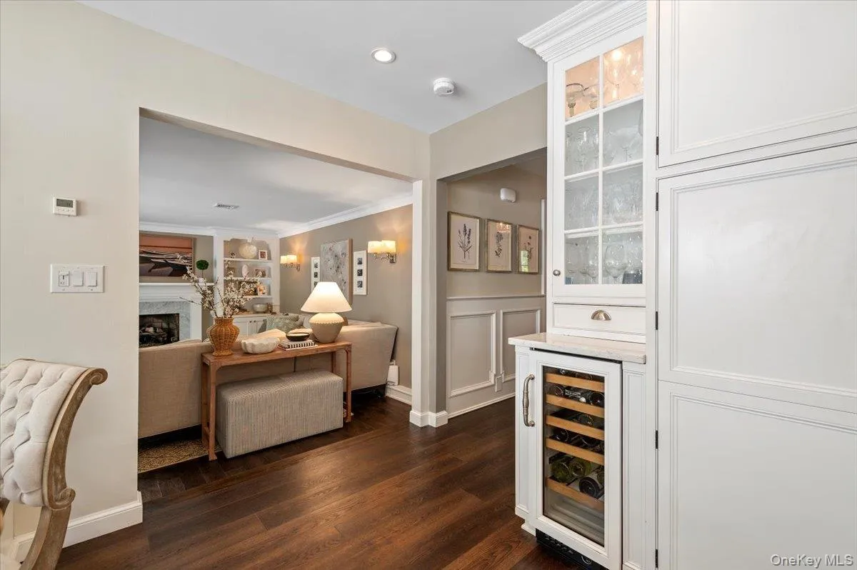 8 Rochelle Lane, Smithtown, NY, 4 Bedrooms Bedrooms, 13 Rooms Rooms,2 BathroomsBathrooms,Residential,For Rent,Rochelle,0,998058 8 Rochelle Lane, Smithtown, NY, 4 Bedrooms Bedrooms, 13 Rooms Rooms,2 BathroomsBathrooms,Residential,For Rent,Rochelle,0,998058