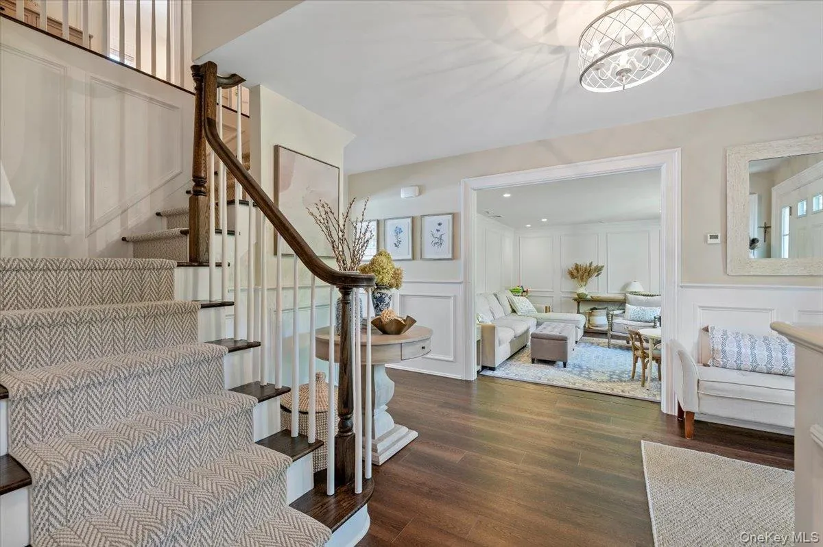 8 Rochelle Lane, Smithtown, NY, 4 Bedrooms Bedrooms, 13 Rooms Rooms,2 BathroomsBathrooms,Residential,For Rent,Rochelle,0,998058 8 Rochelle Lane, Smithtown, NY, 4 Bedrooms Bedrooms, 13 Rooms Rooms,2 BathroomsBathrooms,Residential,For Rent,Rochelle,0,998058