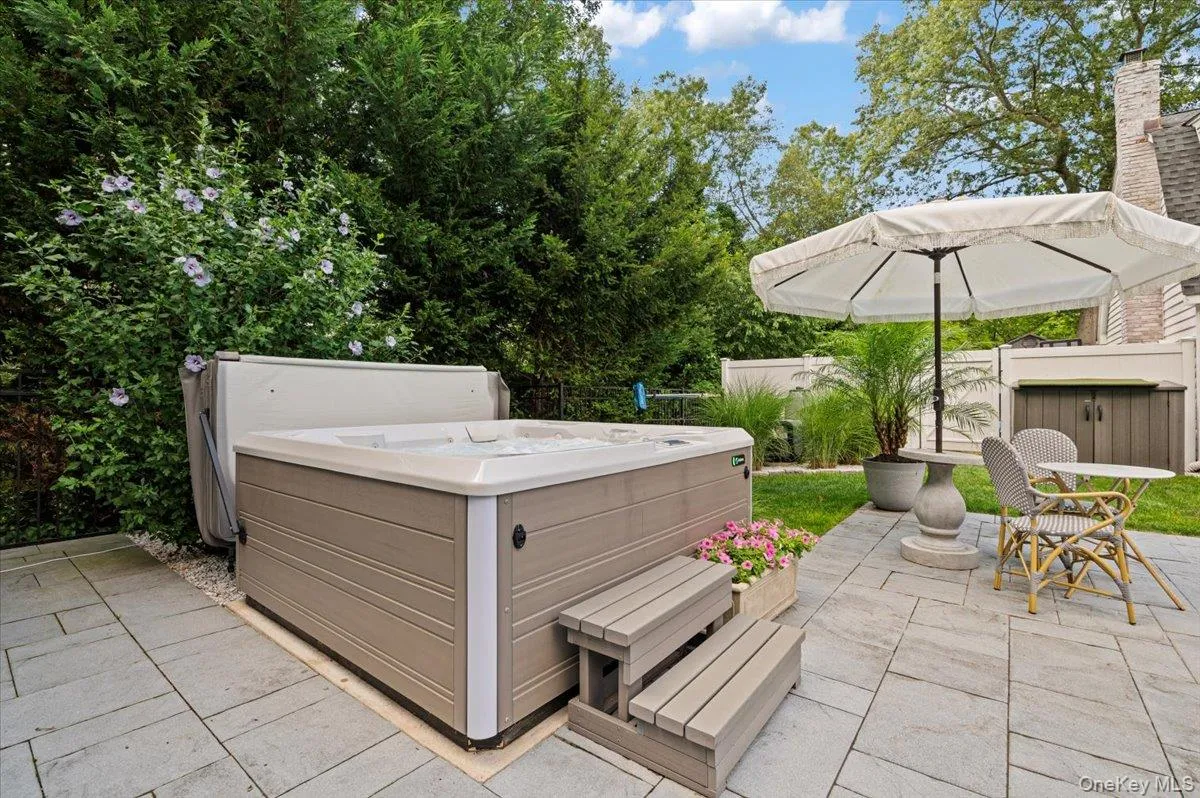 8 Rochelle Lane, Smithtown, NY, 4 Bedrooms Bedrooms, 13 Rooms Rooms,2 BathroomsBathrooms,Residential,For Rent,Rochelle,0,998058 8 Rochelle Lane, Smithtown, NY, 4 Bedrooms Bedrooms, 13 Rooms Rooms,2 BathroomsBathrooms,Residential,For Rent,Rochelle,0,998058