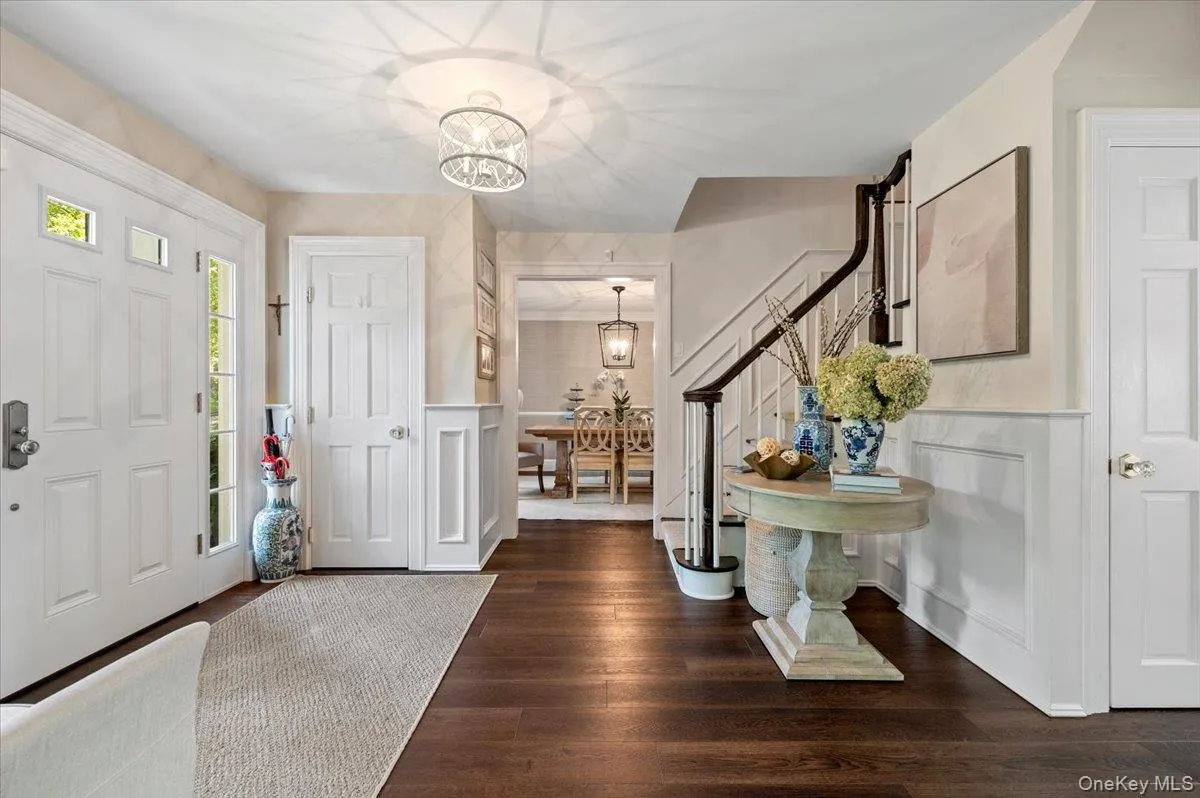 8 Rochelle Lane, Smithtown, NY, 4 Bedrooms Bedrooms, 13 Rooms Rooms,2 BathroomsBathrooms,Residential,For Rent,Rochelle,0,998058 8 Rochelle Lane, Smithtown, NY, 4 Bedrooms Bedrooms, 13 Rooms Rooms,2 BathroomsBathrooms,Residential,For Rent,Rochelle,0,998058