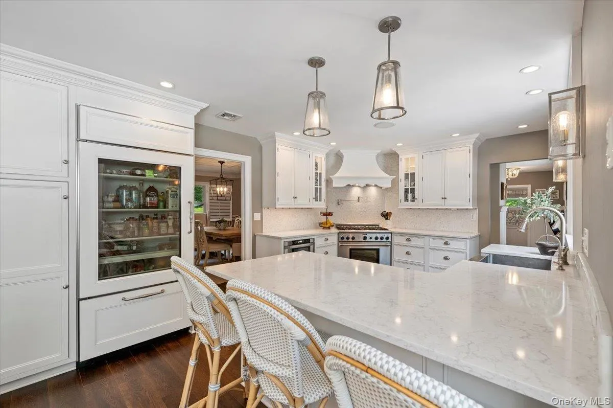 8 Rochelle Lane, Smithtown, NY, 4 Bedrooms Bedrooms, 13 Rooms Rooms,2 BathroomsBathrooms,Residential,For Rent,Rochelle,0,998058 8 Rochelle Lane, Smithtown, NY, 4 Bedrooms Bedrooms, 13 Rooms Rooms,2 BathroomsBathrooms,Residential,For Rent,Rochelle,0,998058