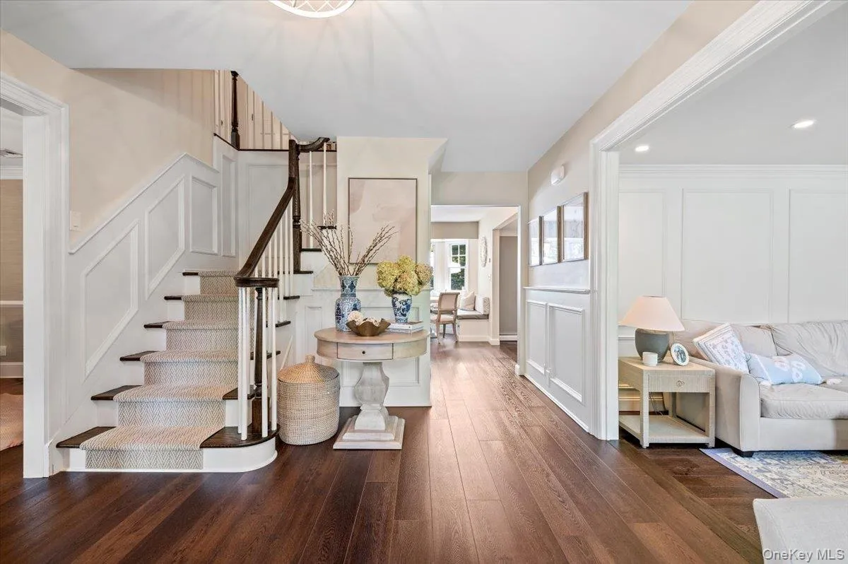 8 Rochelle Lane, Smithtown, NY, 4 Bedrooms Bedrooms, 13 Rooms Rooms,2 BathroomsBathrooms,Residential,For Rent,Rochelle,0,998058 8 Rochelle Lane, Smithtown, NY, 4 Bedrooms Bedrooms, 13 Rooms Rooms,2 BathroomsBathrooms,Residential,For Rent,Rochelle,0,998058