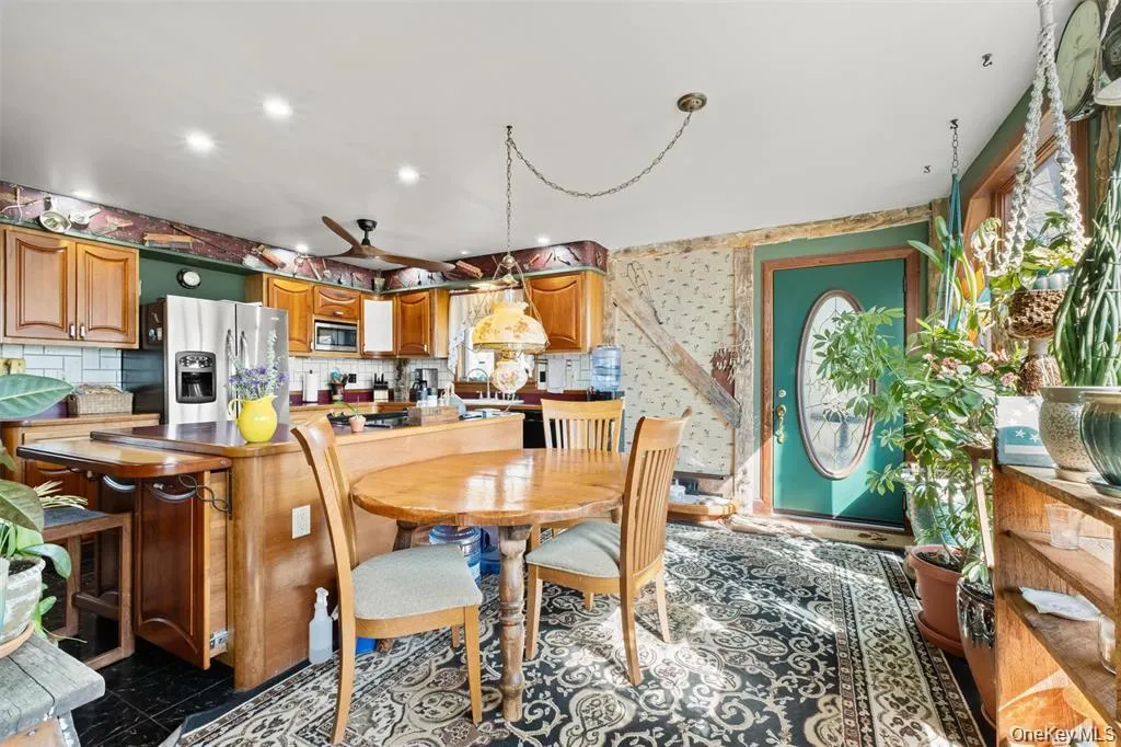 86 State Route 32, New Paltz, NY, 3 Bedrooms Bedrooms, 9 Rooms Rooms,2 BathroomsBathrooms,Residential Sale,For Rent,State Route 32,0,998076 86 State Route 32, New Paltz, NY, 3 Bedrooms Bedrooms, 9 Rooms Rooms,2 BathroomsBathrooms,Residential Sale,For Rent,State Route 32,0,998076