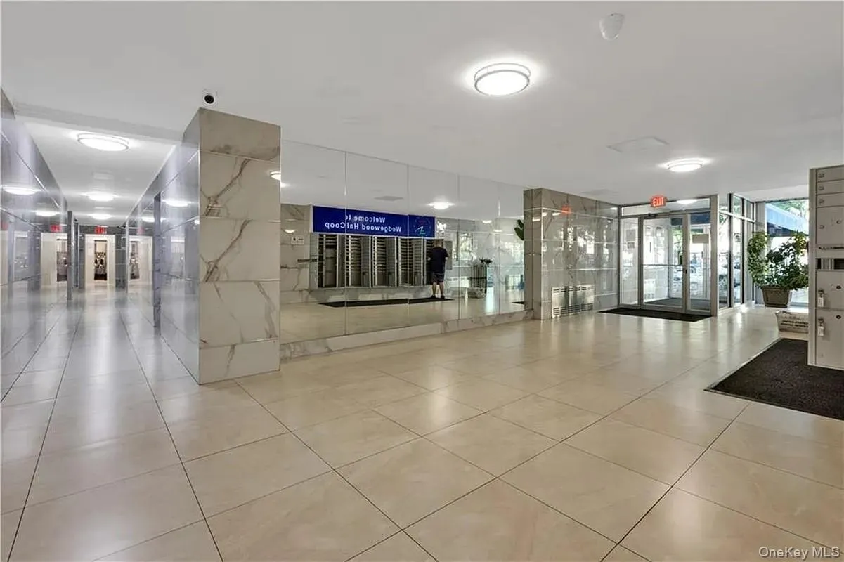 2580 Ocean Parkway, New York, NY, 2 Bedrooms Bedrooms, 4 Rooms Rooms,1 BathroomBathrooms,Residential,For Rent,Ocean,0,998082 2580 Ocean Parkway, New York, NY, 2 Bedrooms Bedrooms, 4 Rooms Rooms,1 BathroomBathrooms,Residential,For Rent,Ocean,0,998082