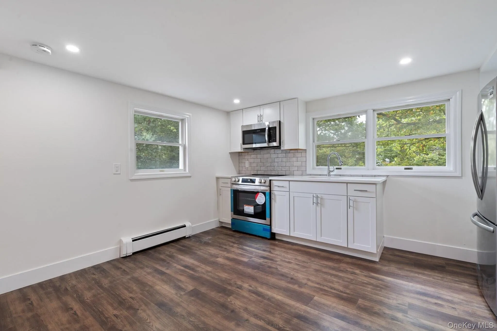 1228 Roanoke Avenue, Riverhead, NY, 1 Bedroom Bedrooms, 3 Rooms Rooms,1 BathroomBathrooms,Residential Lease,For Rent,Roanoke,0,998083 1228 Roanoke Avenue, Riverhead, NY, 1 Bedroom Bedrooms, 3 Rooms Rooms,1 BathroomBathrooms,Residential Lease,For Rent,Roanoke,0,998083