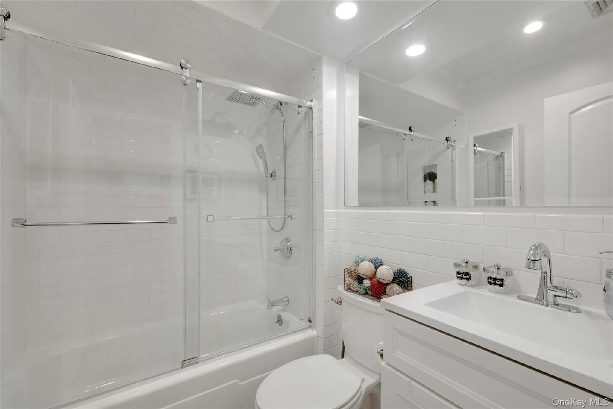 267 Martling Avenue, Greenburgh, NY, 2 Bedrooms Bedrooms, 6 Rooms Rooms,2 BathroomsBathrooms,Residential,For Rent,Martling,0,998086 267 Martling Avenue, Greenburgh, NY, 2 Bedrooms Bedrooms, 6 Rooms Rooms,2 BathroomsBathrooms,Residential,For Rent,Martling,0,998086