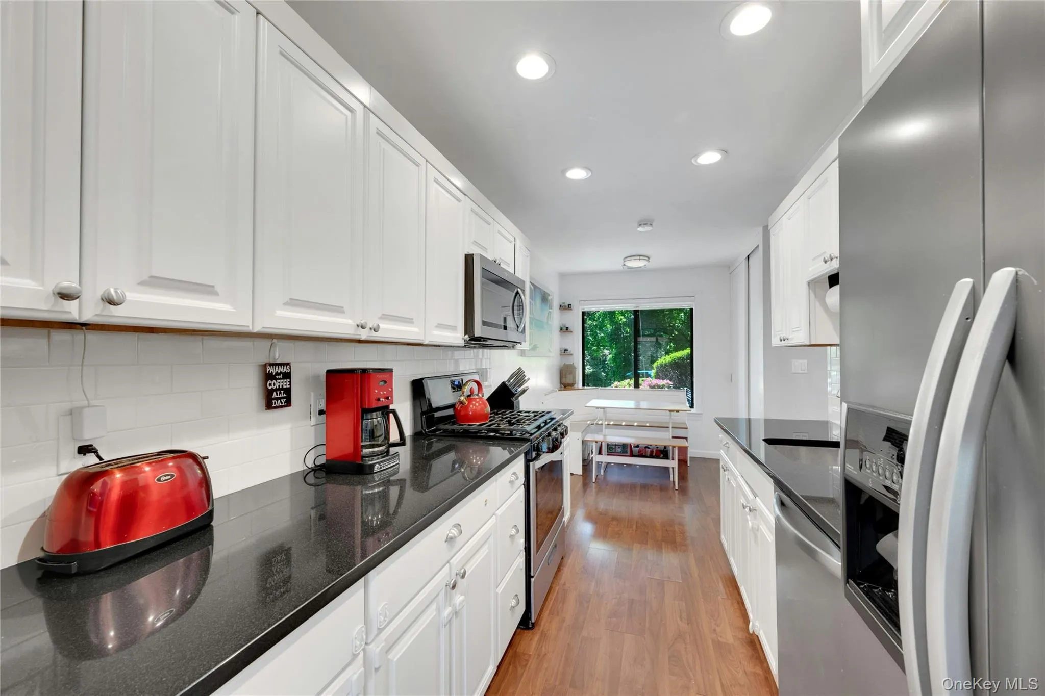 267 Martling Avenue, Greenburgh, NY, 2 Bedrooms Bedrooms, 6 Rooms Rooms,2 BathroomsBathrooms,Residential,For Rent,Martling,0,998086 267 Martling Avenue, Greenburgh, NY, 2 Bedrooms Bedrooms, 6 Rooms Rooms,2 BathroomsBathrooms,Residential,For Rent,Martling,0,998086
