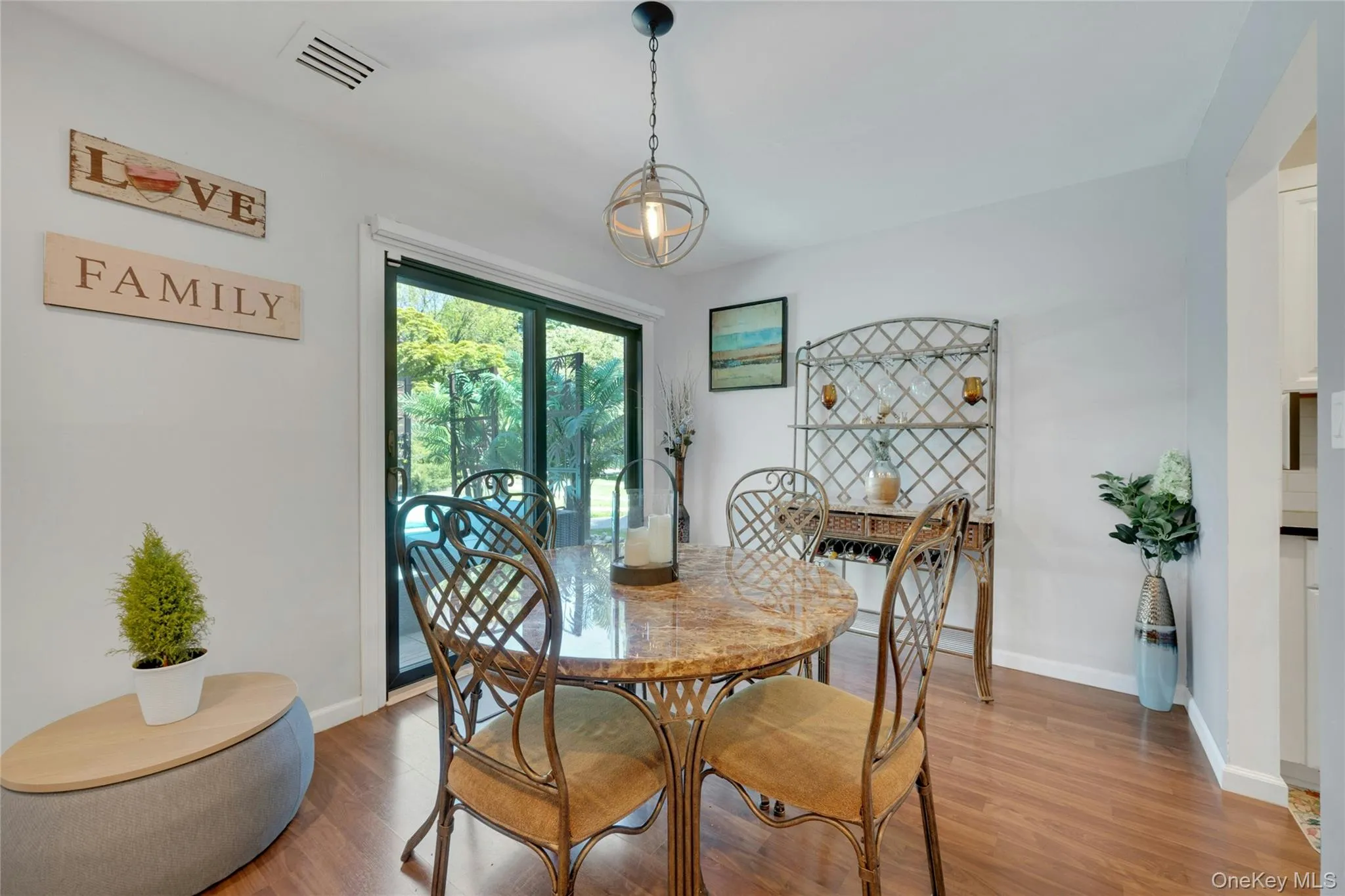 267 Martling Avenue, Greenburgh, NY, 2 Bedrooms Bedrooms, 6 Rooms Rooms,2 BathroomsBathrooms,Residential,For Rent,Martling,0,998086 267 Martling Avenue, Greenburgh, NY, 2 Bedrooms Bedrooms, 6 Rooms Rooms,2 BathroomsBathrooms,Residential,For Rent,Martling,0,998086