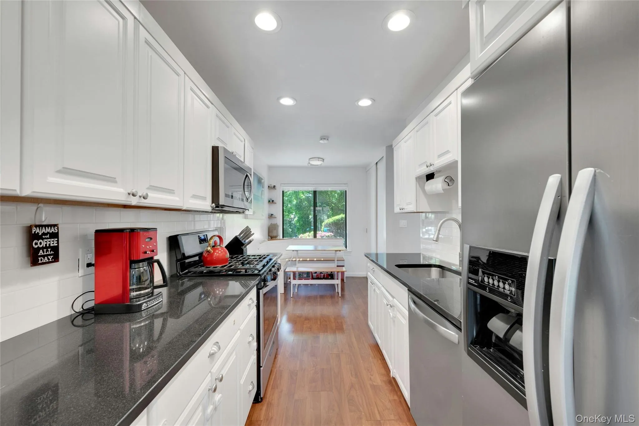267 Martling Avenue, Greenburgh, NY, 2 Bedrooms Bedrooms, 6 Rooms Rooms,2 BathroomsBathrooms,Residential,For Rent,Martling,0,998086 267 Martling Avenue, Greenburgh, NY, 2 Bedrooms Bedrooms, 6 Rooms Rooms,2 BathroomsBathrooms,Residential,For Rent,Martling,0,998086