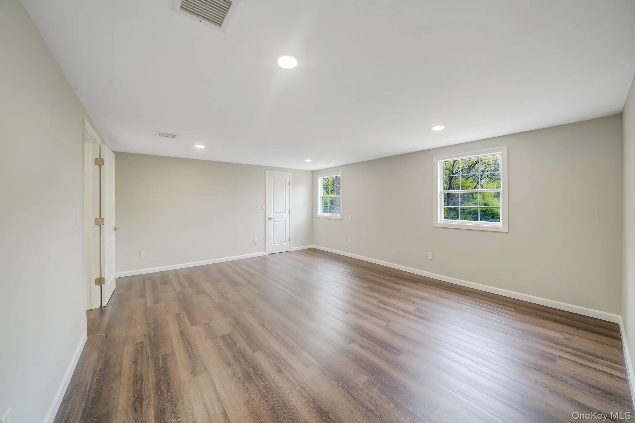 317 Haven Avenue, Brookhaven, NY, 4 Bedrooms Bedrooms, 9 Rooms Rooms,2 BathroomsBathrooms,Residential,For Rent,Haven,0,998087 317 Haven Avenue, Brookhaven, NY, 4 Bedrooms Bedrooms, 9 Rooms Rooms,2 BathroomsBathrooms,Residential,For Rent,Haven,0,998087
