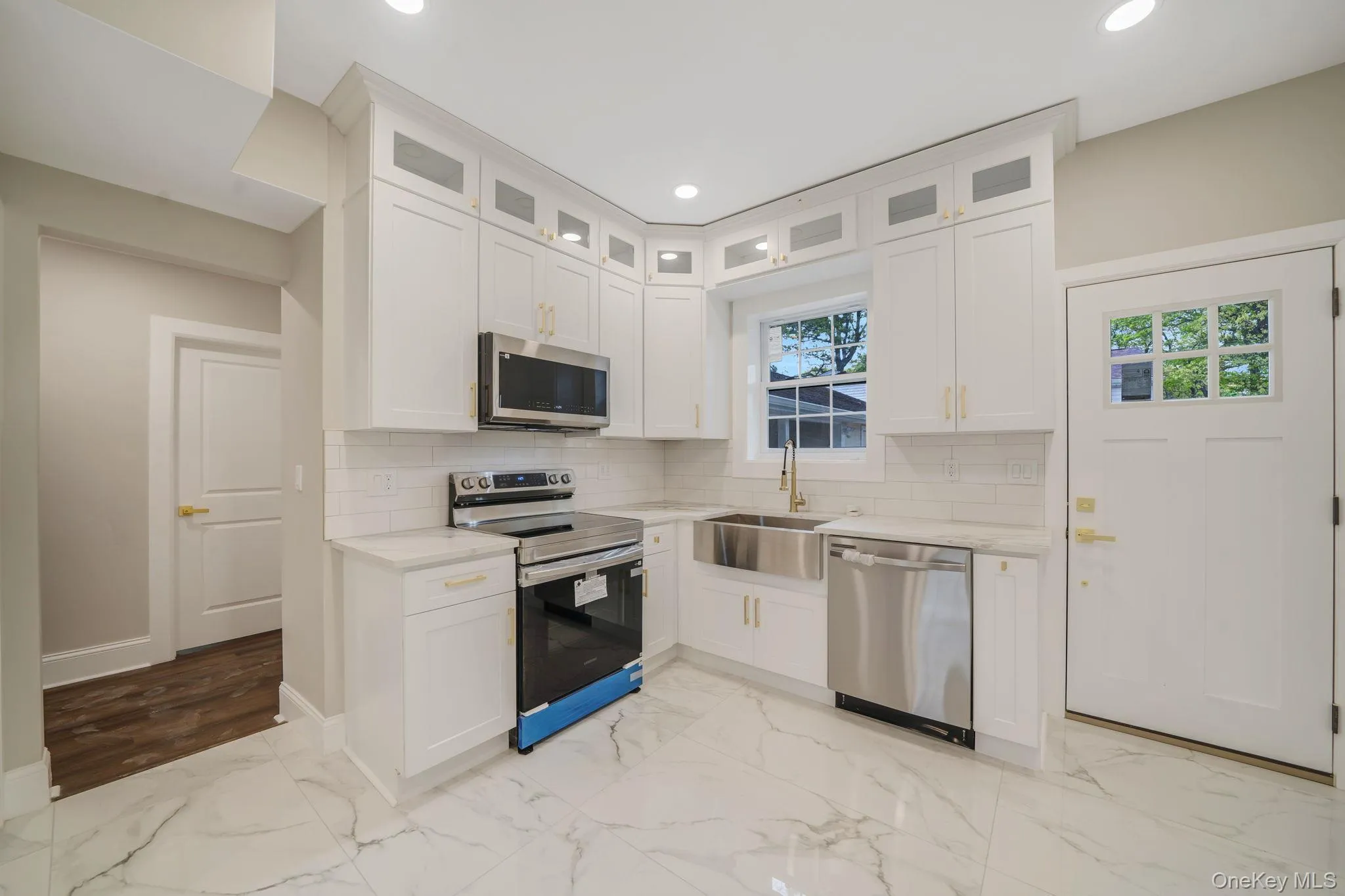 317 Haven Avenue, Brookhaven, NY, 4 Bedrooms Bedrooms, 9 Rooms Rooms,2 BathroomsBathrooms,Residential,For Rent,Haven,0,998087 317 Haven Avenue, Brookhaven, NY, 4 Bedrooms Bedrooms, 9 Rooms Rooms,2 BathroomsBathrooms,Residential,For Rent,Haven,0,998087