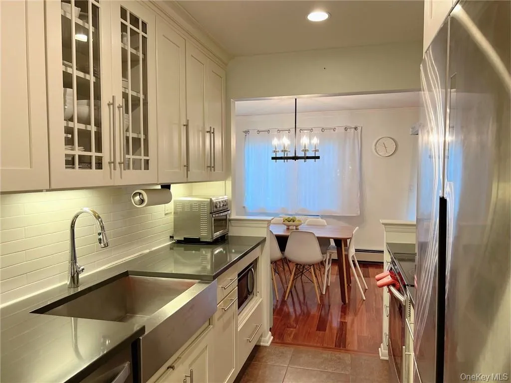 500 Central Park Avenue, Scarsdale, NY, 2 Bedrooms Bedrooms, ,2 BathroomsBathrooms,Residential Lease,For Rent,Central Park,0,998090 500 Central Park Avenue, Scarsdale, NY, 2 Bedrooms Bedrooms, ,2 BathroomsBathrooms,Residential Lease,For Rent,Central Park,0,998090