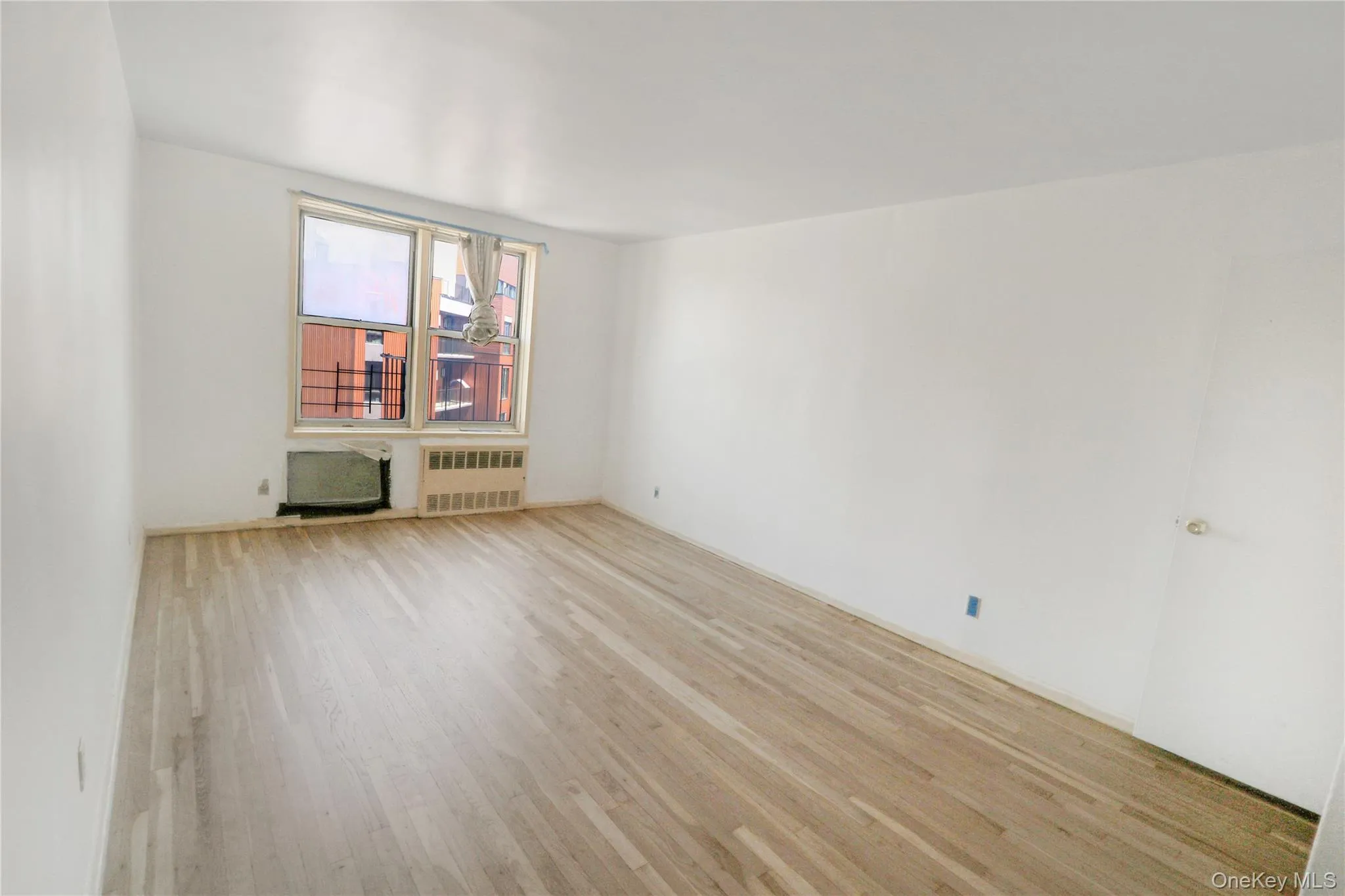4125 Kissena Boulevard, New York, NY, 1 Bedroom Bedrooms, 4 Rooms Rooms,1 BathroomBathrooms,Residential Sale,For Rent,Kissena,0,998095 4125 Kissena Boulevard, New York, NY, 1 Bedroom Bedrooms, 4 Rooms Rooms,1 BathroomBathrooms,Residential Sale,For Rent,Kissena,0,998095