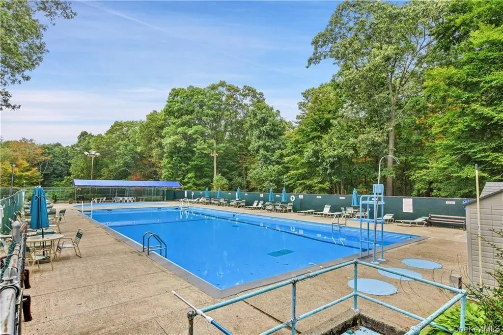 Tables, chairs, lounges, lifeguard on duty, Enjoy! Tables, chairs, lounges, lifeguard on duty, Enjoy!